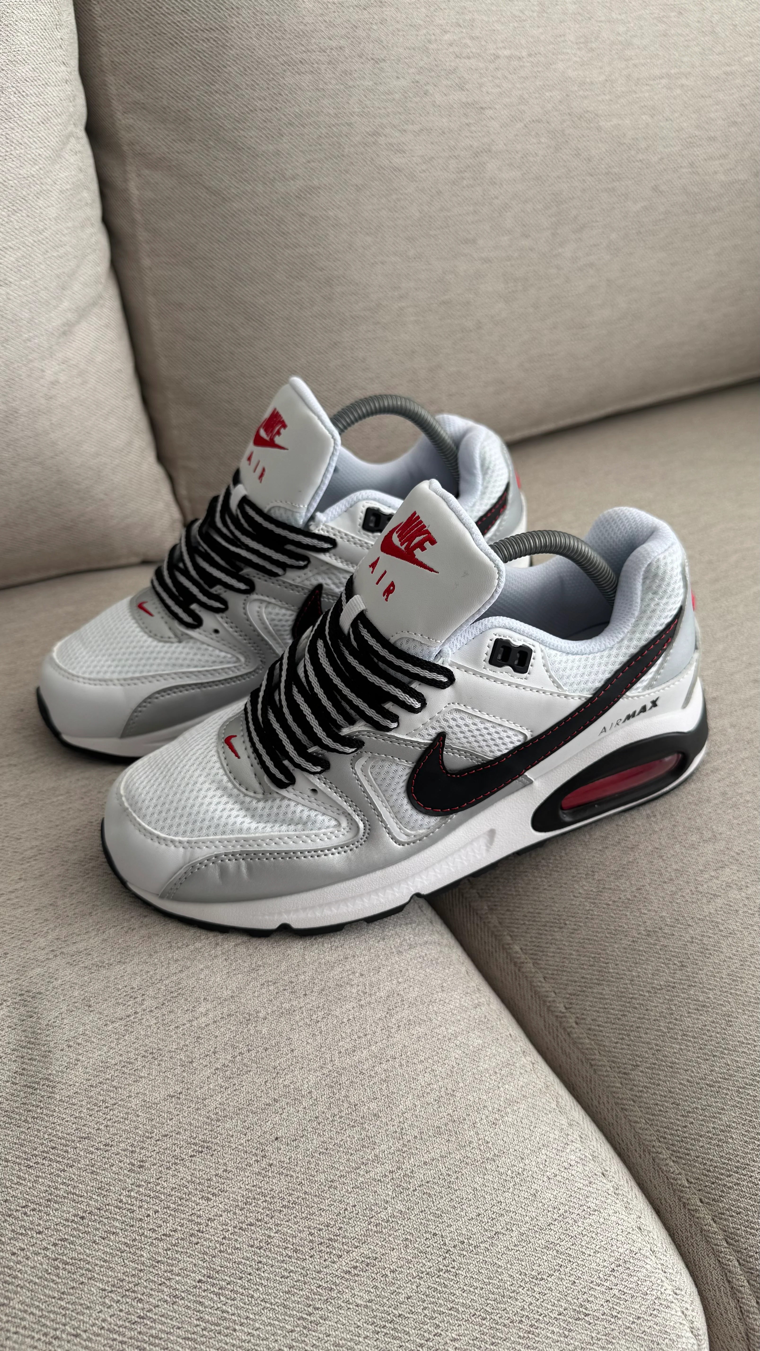 NIKE AIR MAX LTD BLANCO GRIS CHULO NEGRO - Image 8