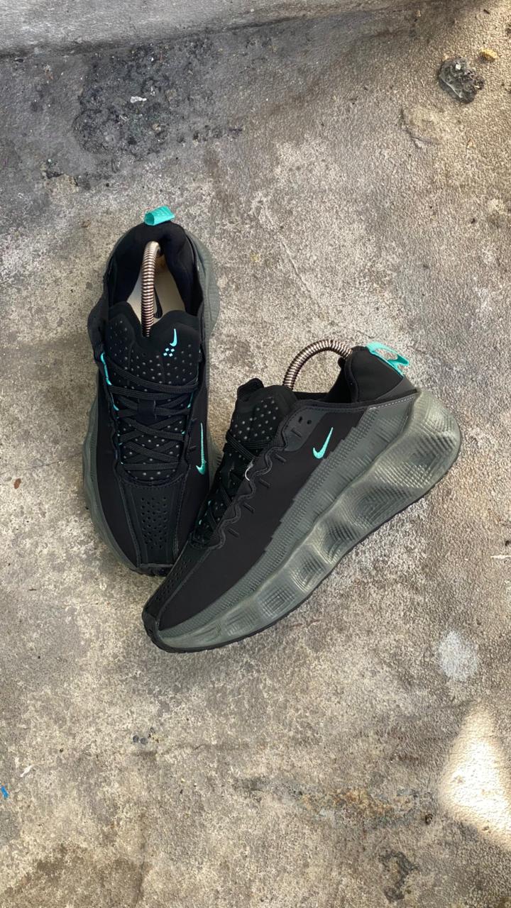 NIKE AVA ROVER NEGRO GRIS CHULO VERDE - Image 3