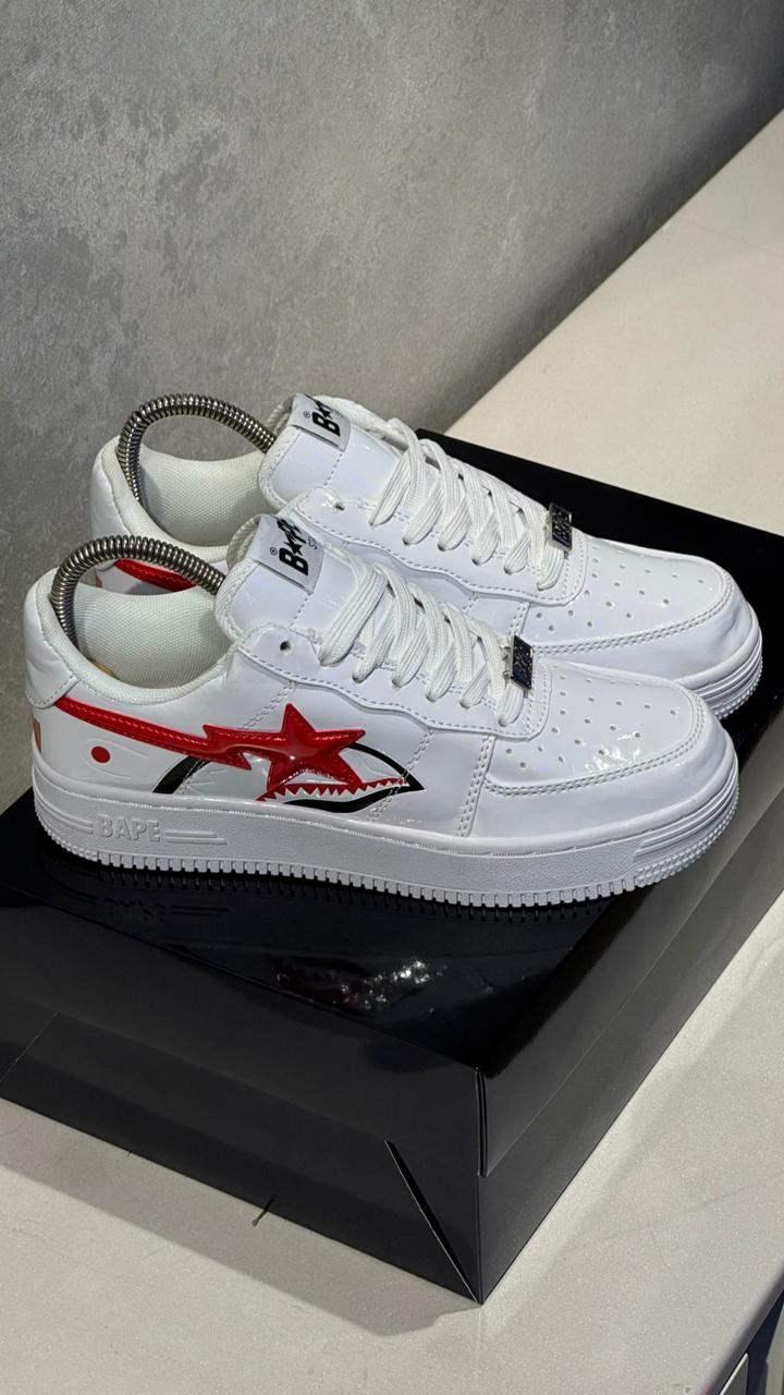 NIKE BAPE BLANCO ROJO - Image 3