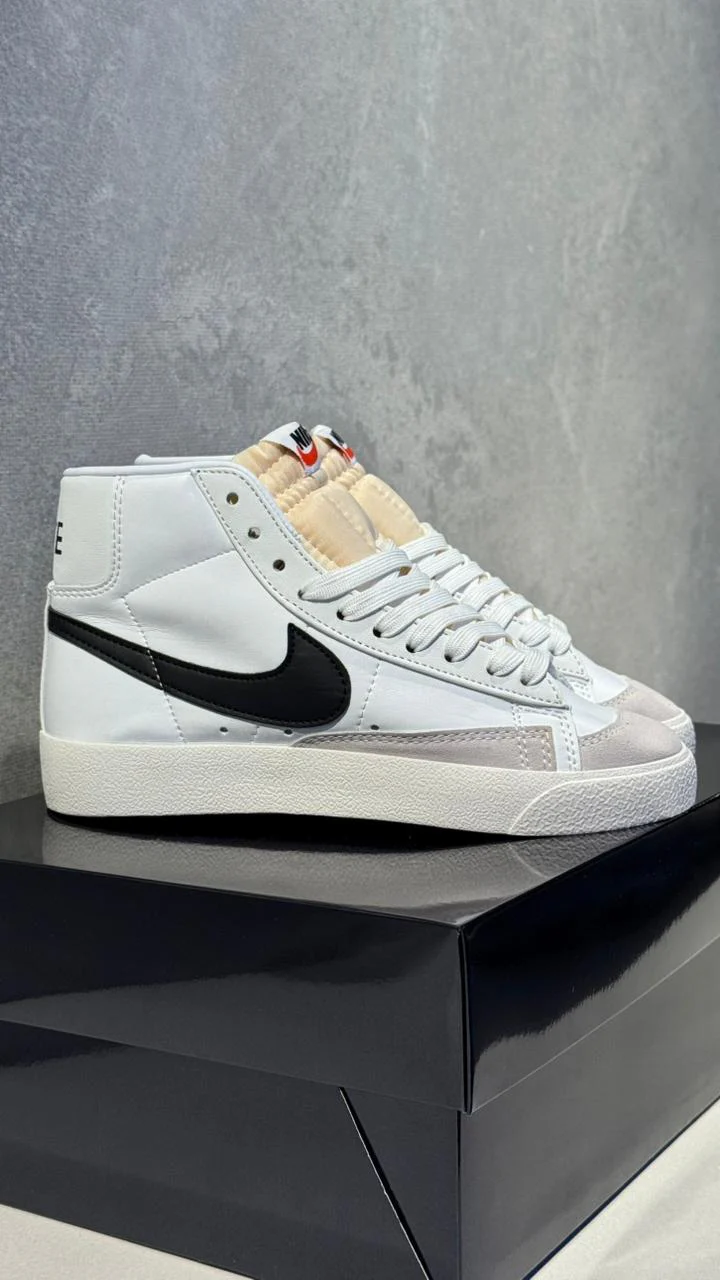 NIKE BLAZZER BOTA BLANCO - Image 4