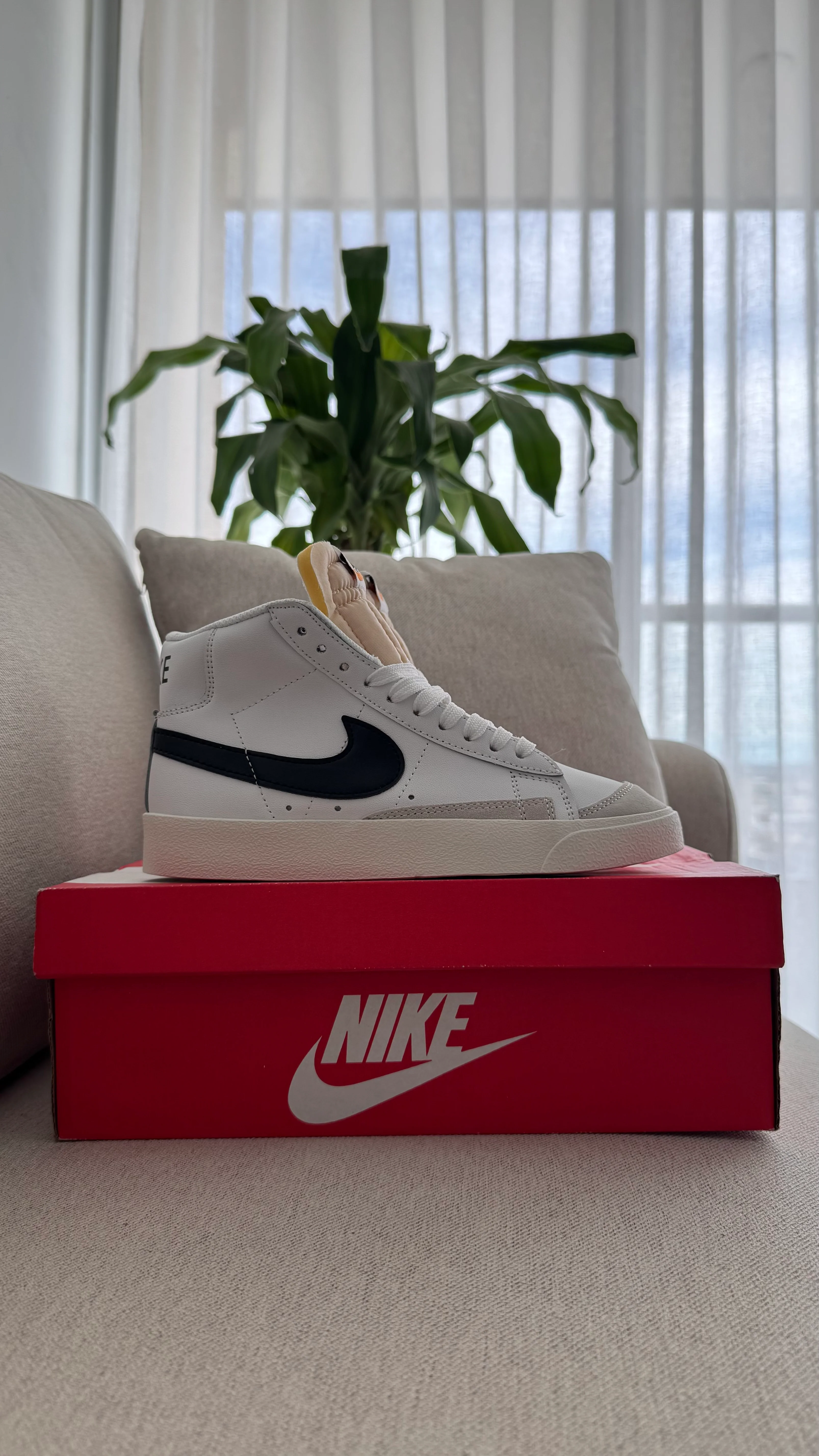 NIKE BLAZZER BOTA BLANCO - Image 5