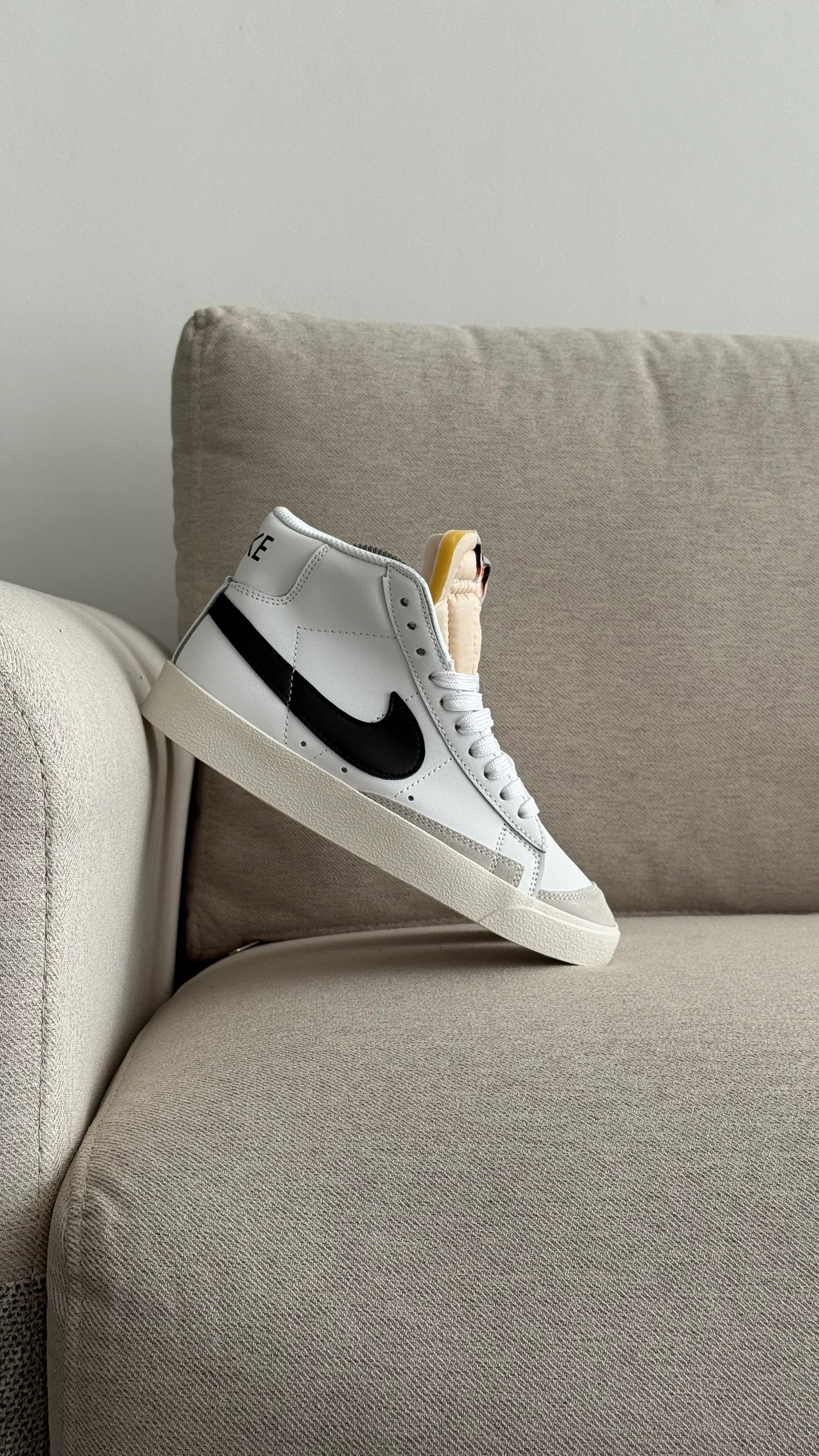 NIKE BLAZZER BOTA BLANCO - Image 6
