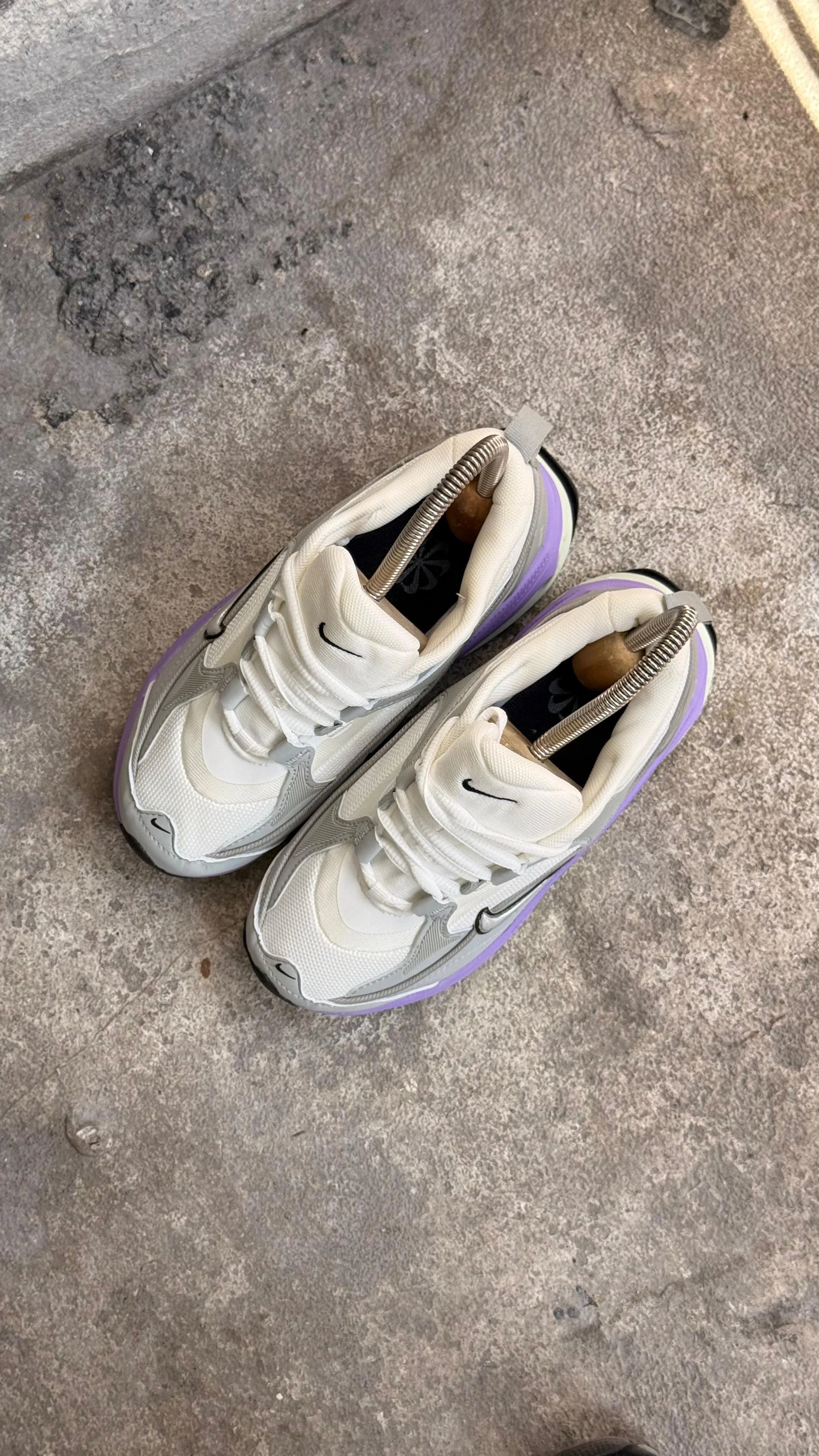 NIKE BLISS BLANCO MORADO PROMO - Image 2