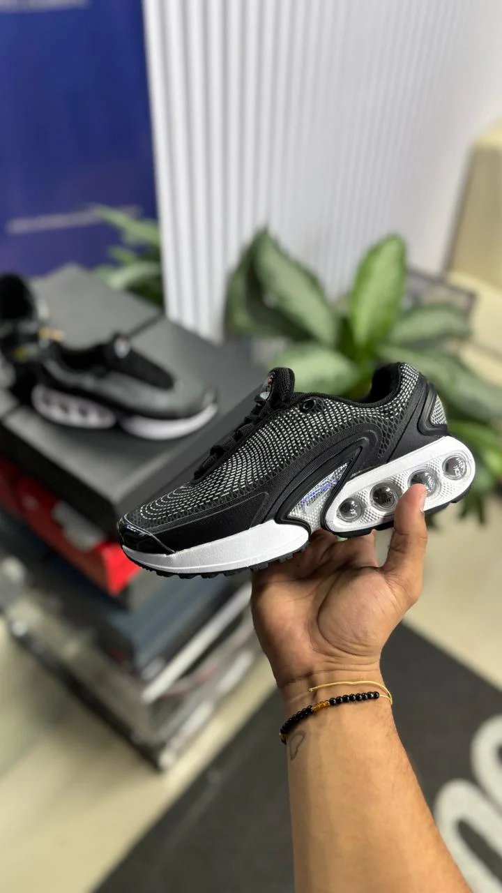 NIKE CAMARA NEGRO BLANCO PROMO - Image 7