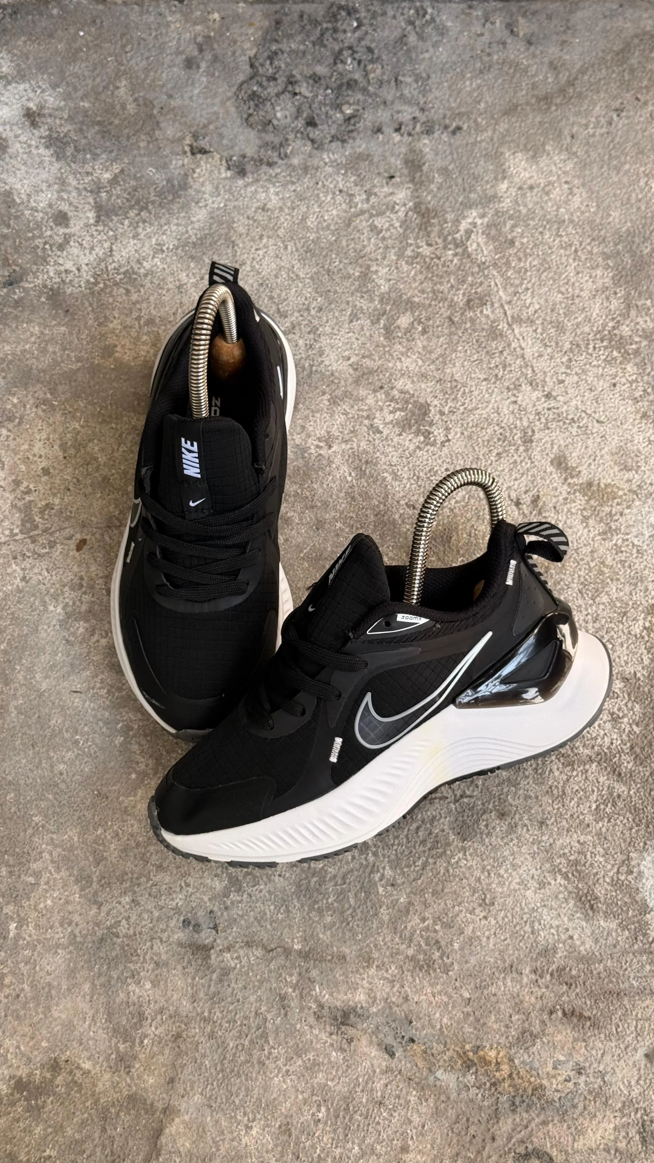 NIKE DIAMANTE NEGRO BLANCO PROMO - Image 2
