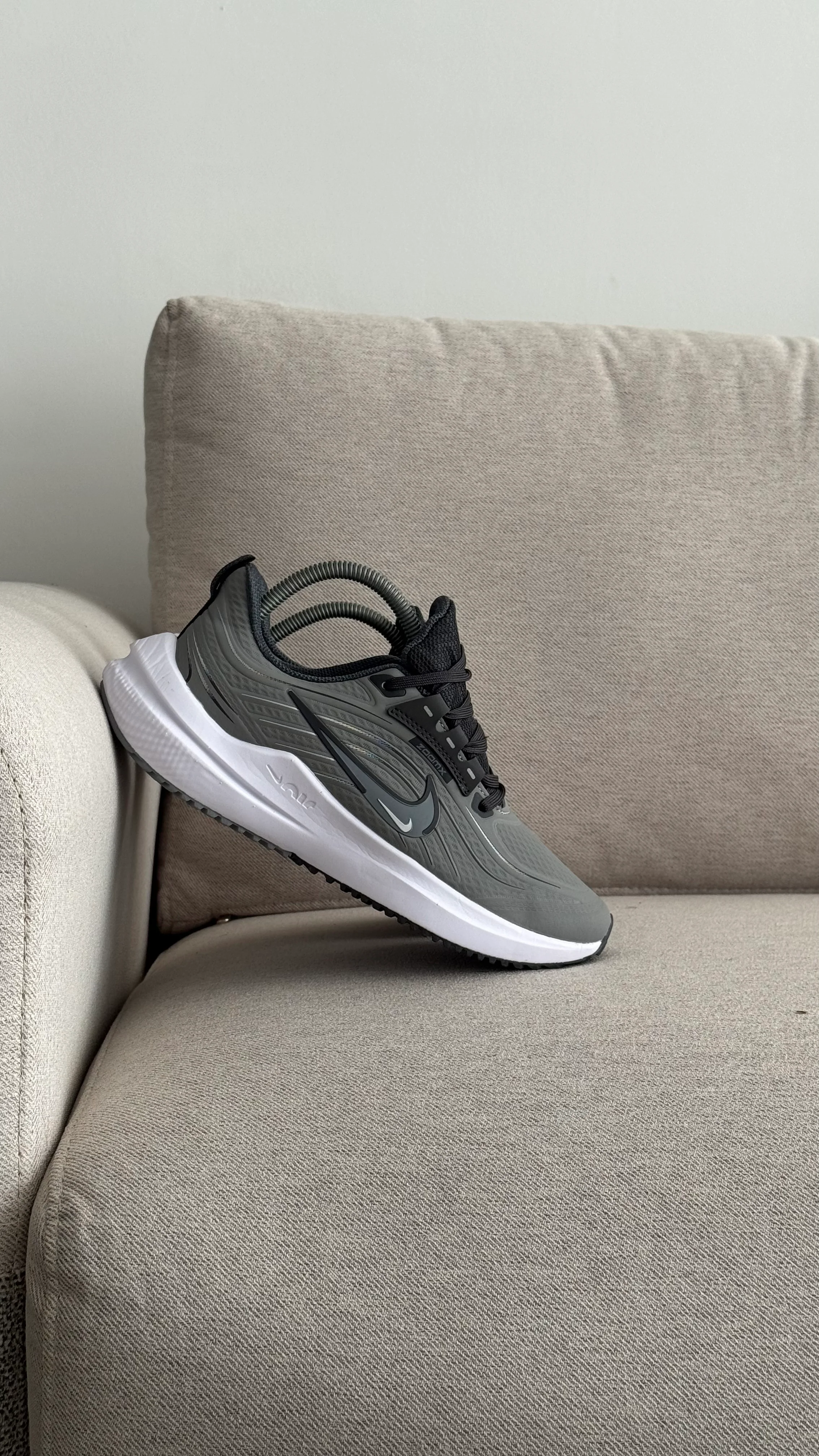 NIKE DOBLE CHULO GRIS - Image 5
