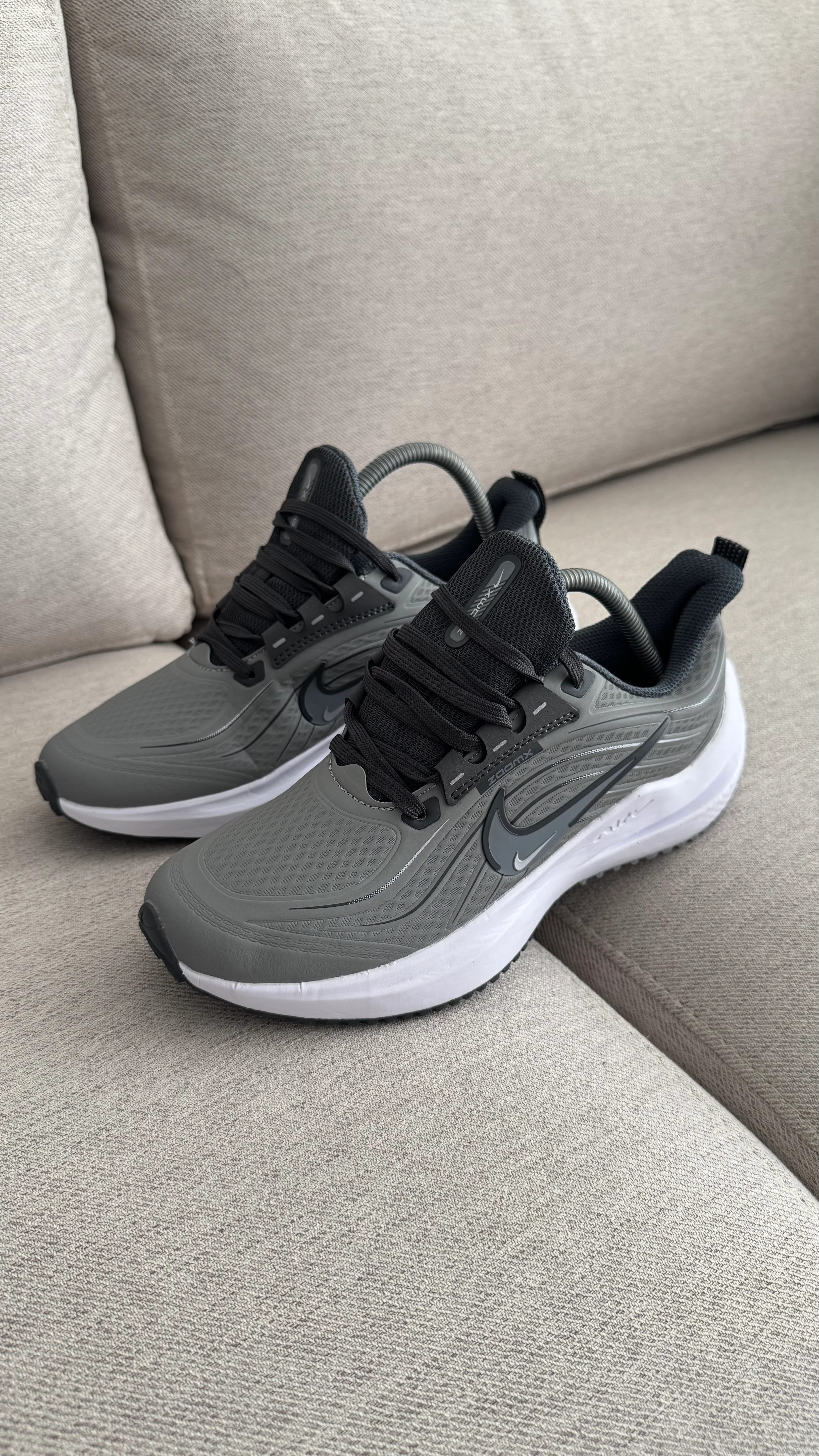 NIKE DOBLE CHULO GRIS - Image 6