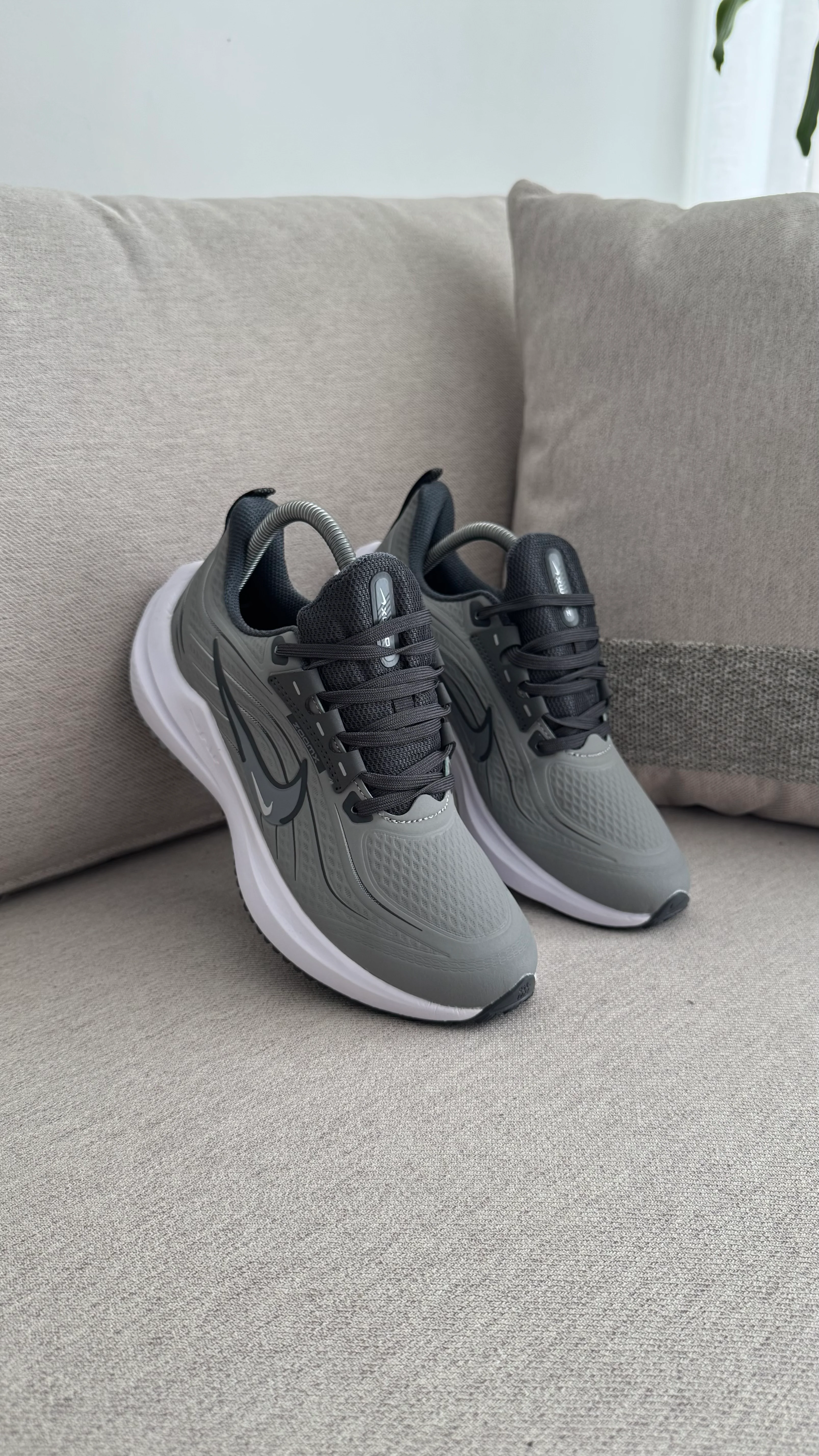 NIKE DOBLE CHULO GRIS - Image 7
