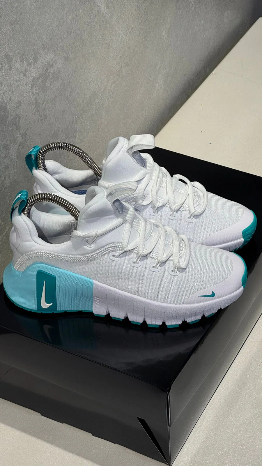 NIKE FREECOM BLANCO VERDE MENTA - Image 5