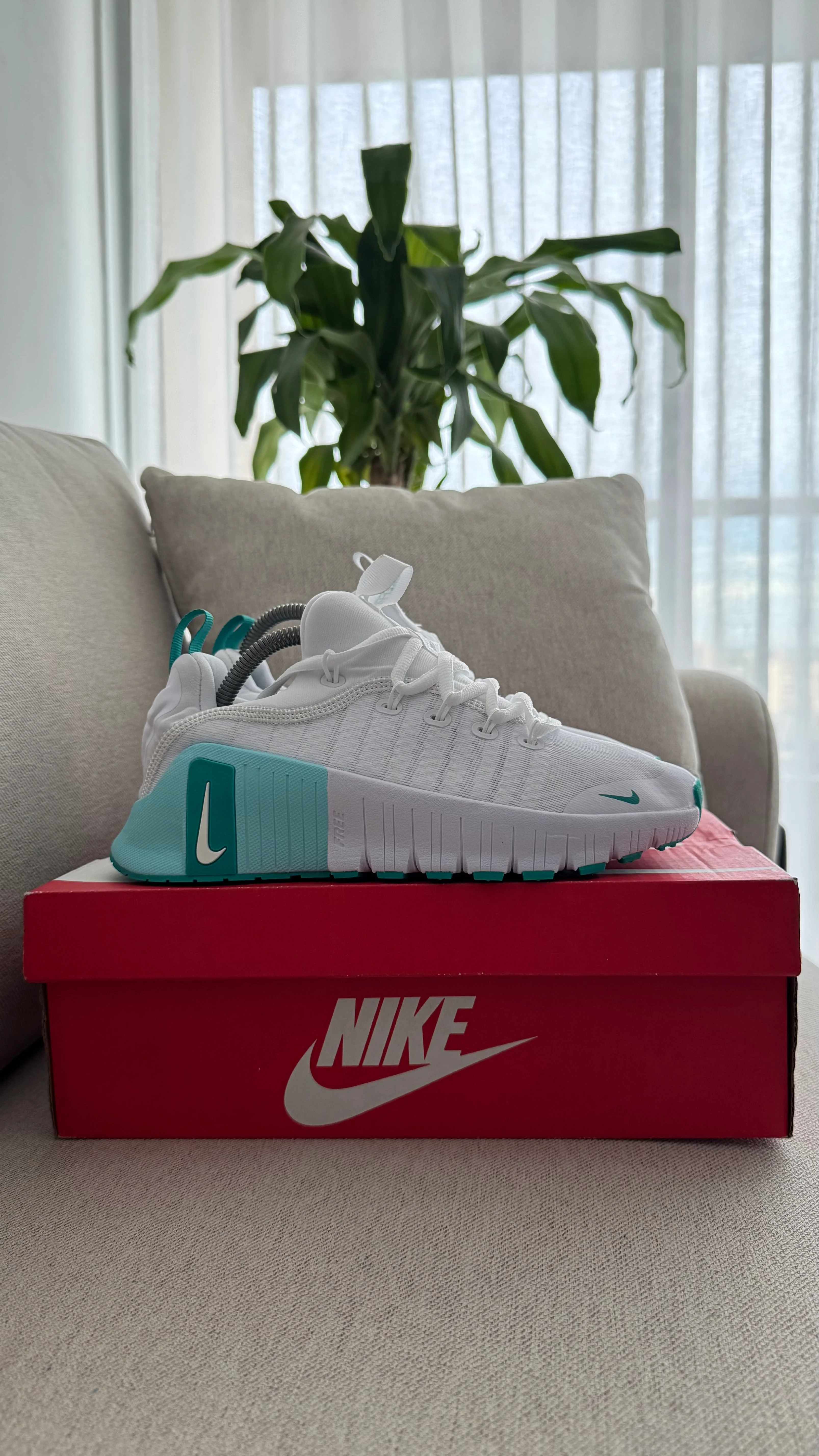 NIKE FREECOM BLANCO VERDE MENTA - Image 8