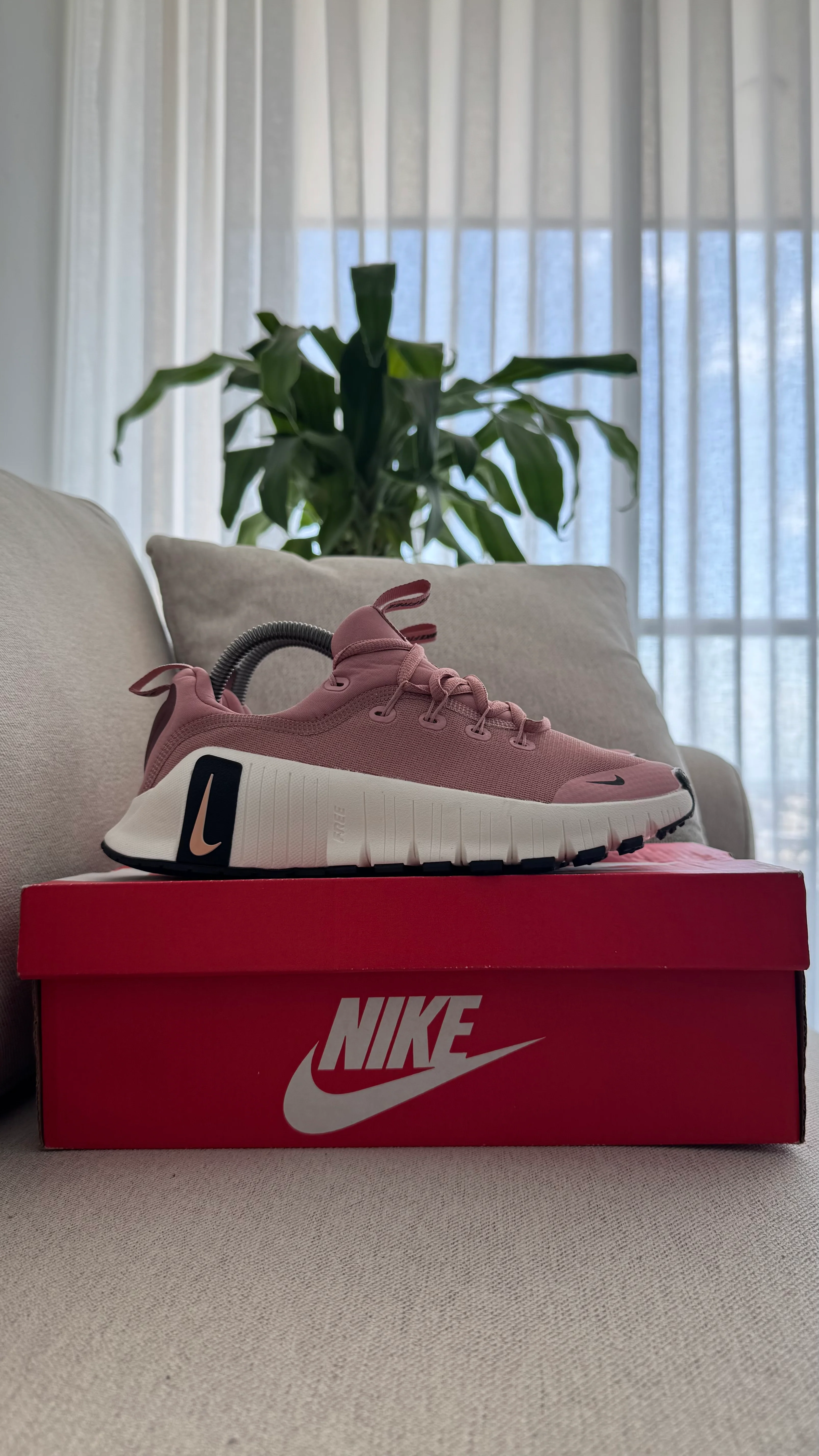 NIKE FREECOM ROSADO - Image 8