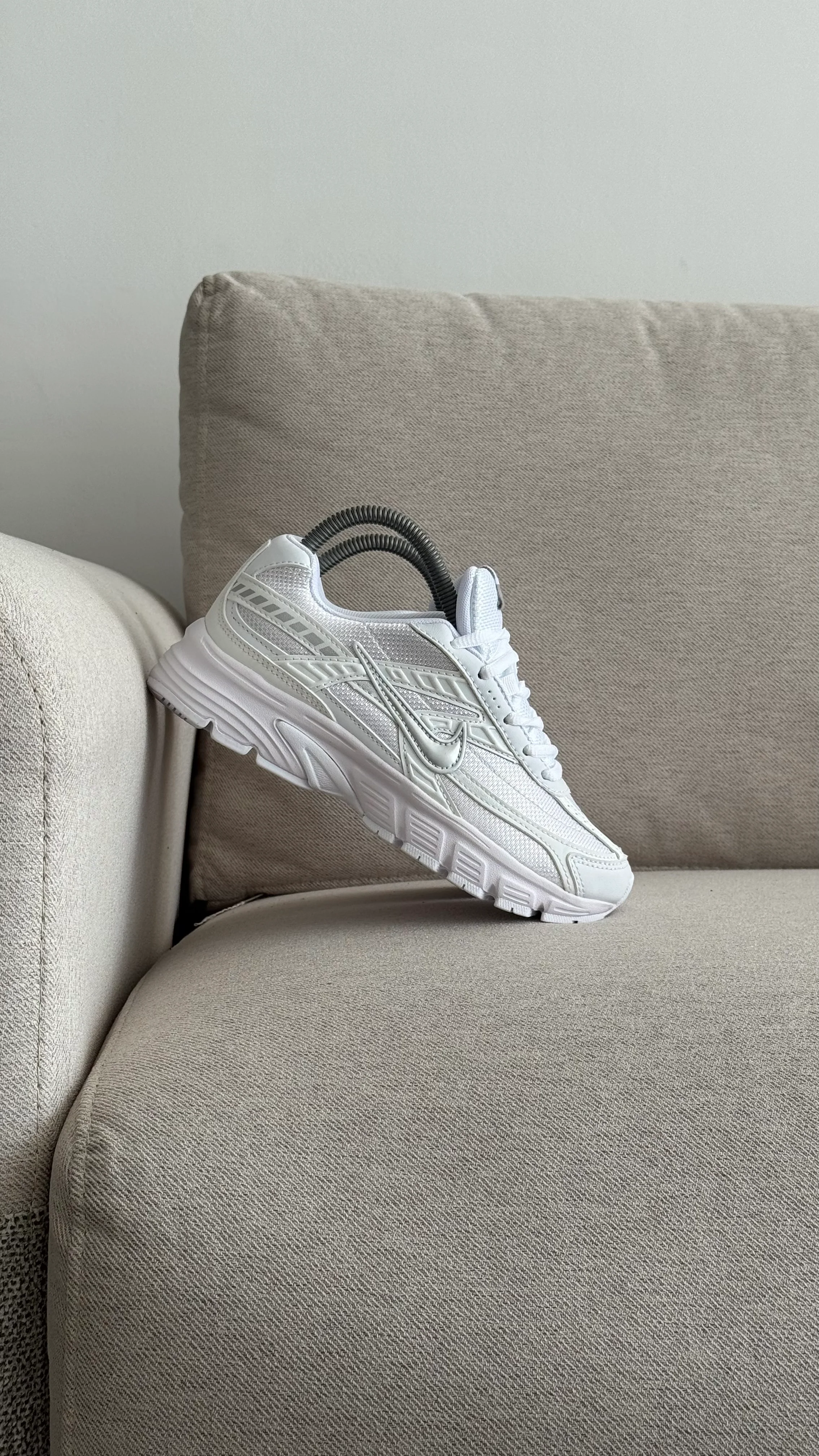 NIKE INITIATOR BLANCO - Image 2