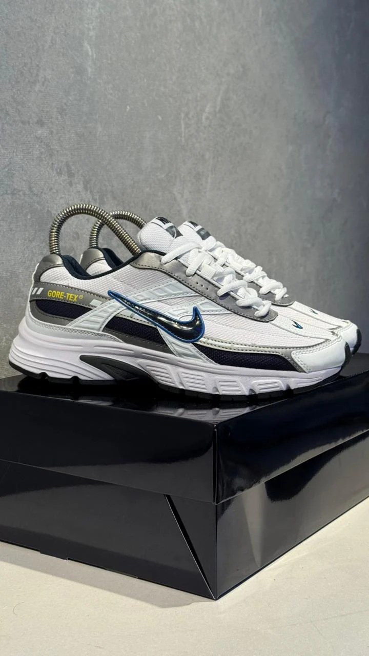 NIKE INITIATOR BLANCO AZUL - Image 7