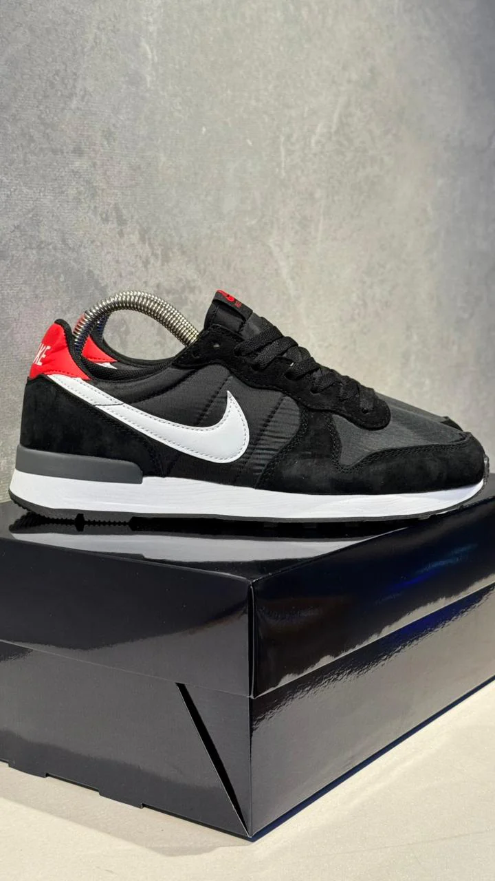 NIKE INTERNACIONAL NEGRO ROJO - Image 5