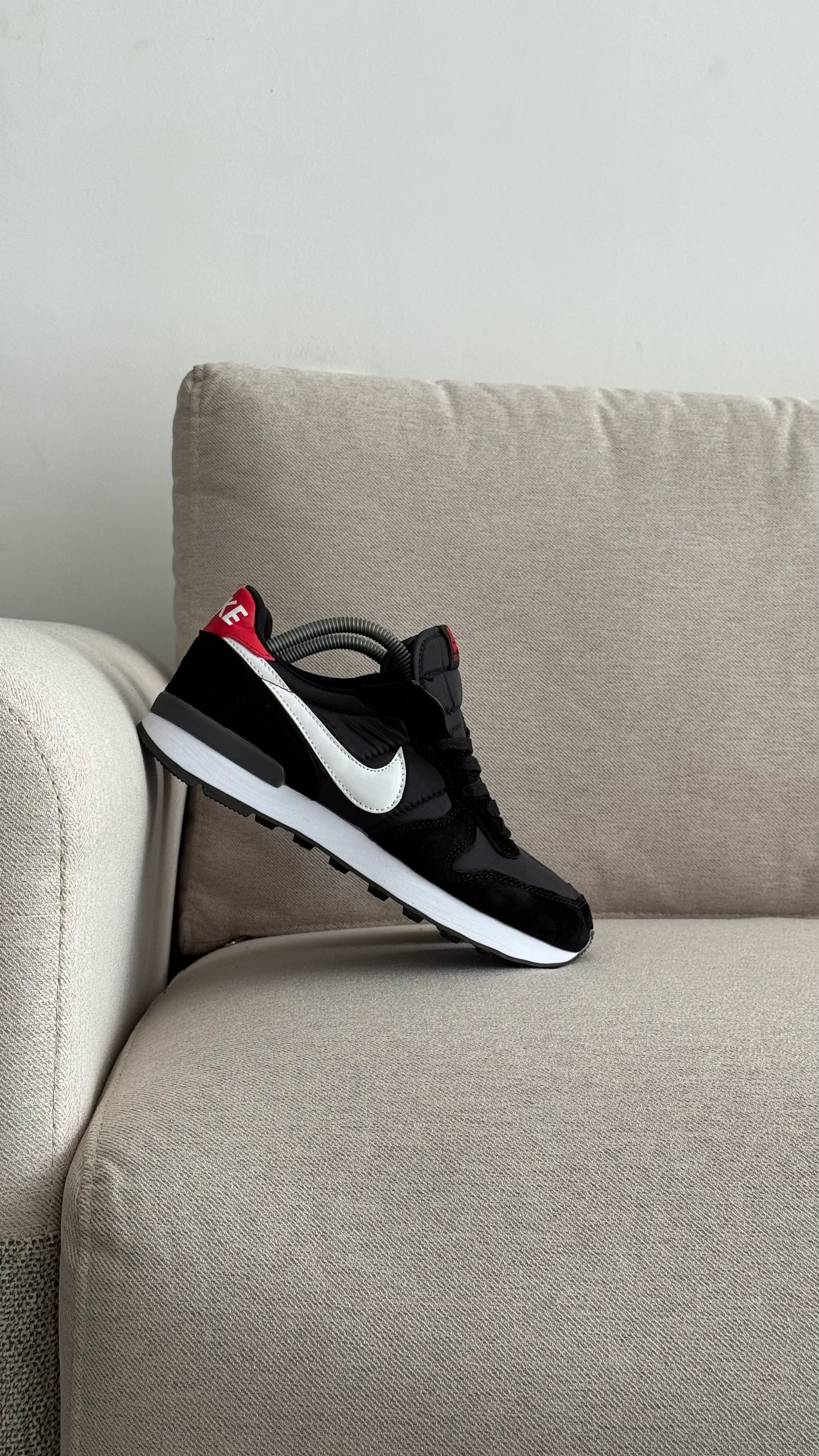 NIKE INTERNACIONAL NEGRO ROJO - Image 8
