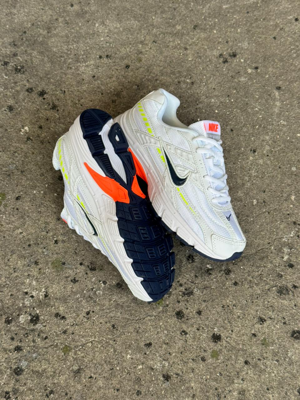 NIKE INITIATOR BLANCO COLORS - Image 3