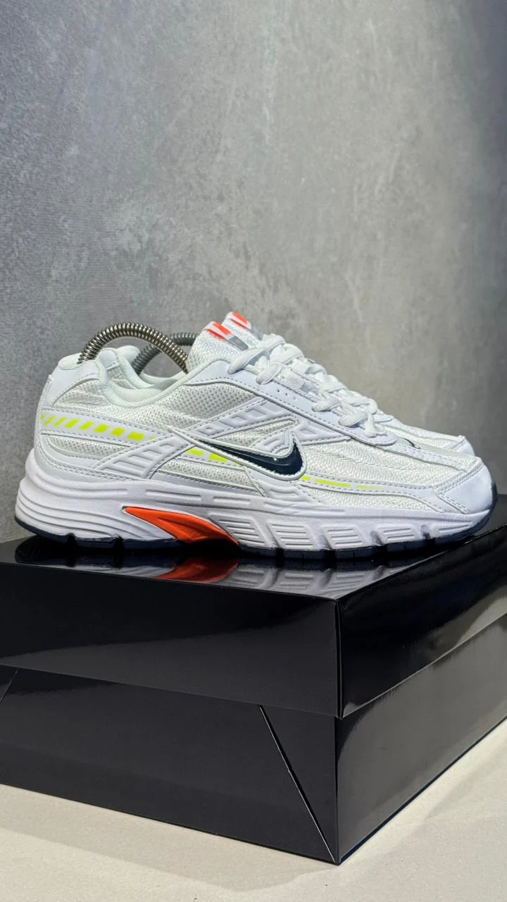 NIKE INITIATOR BLANCO COLORS - Image 5