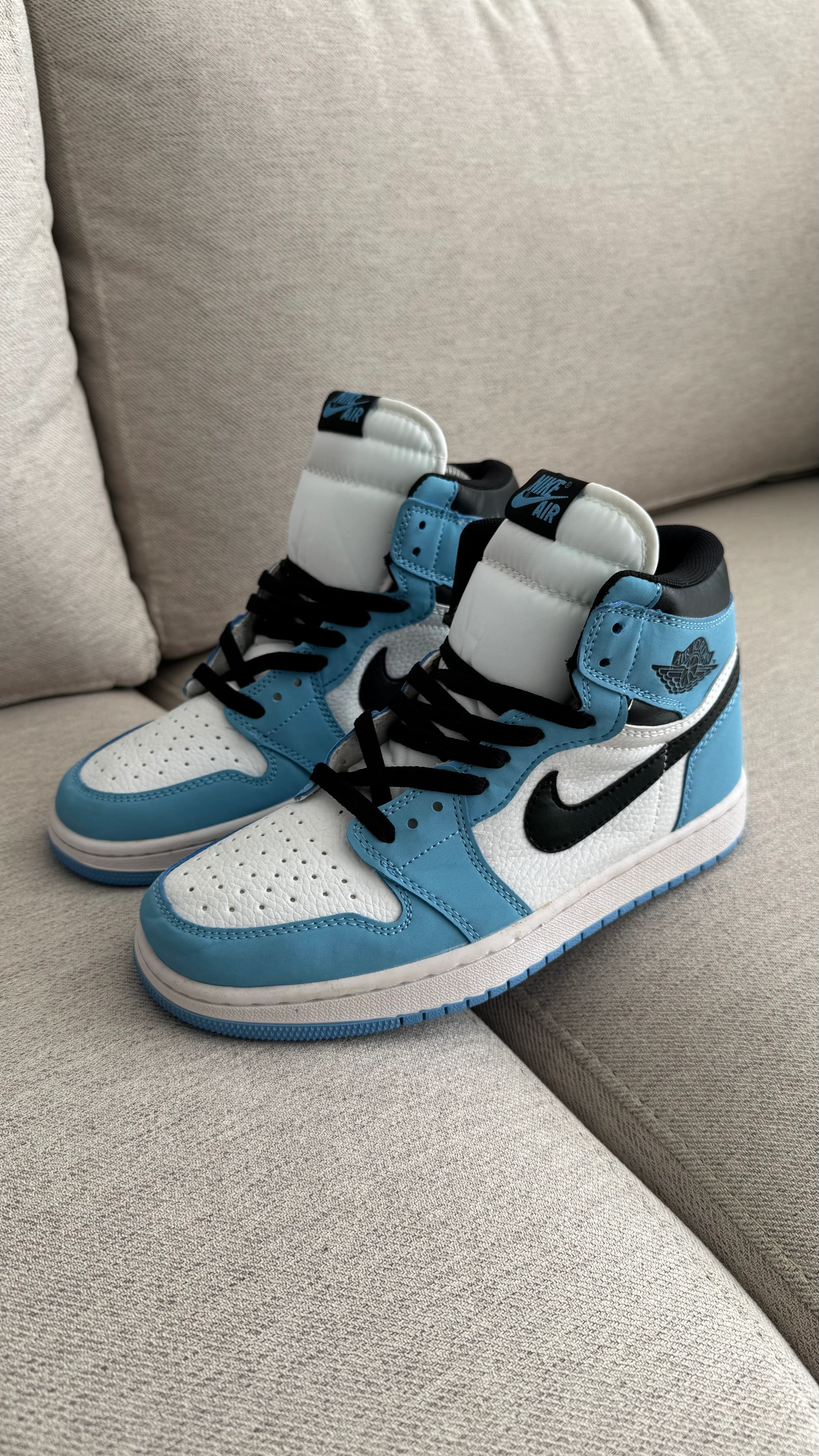 NIKE JORDAN RETRO 1 BLUE - Image 12