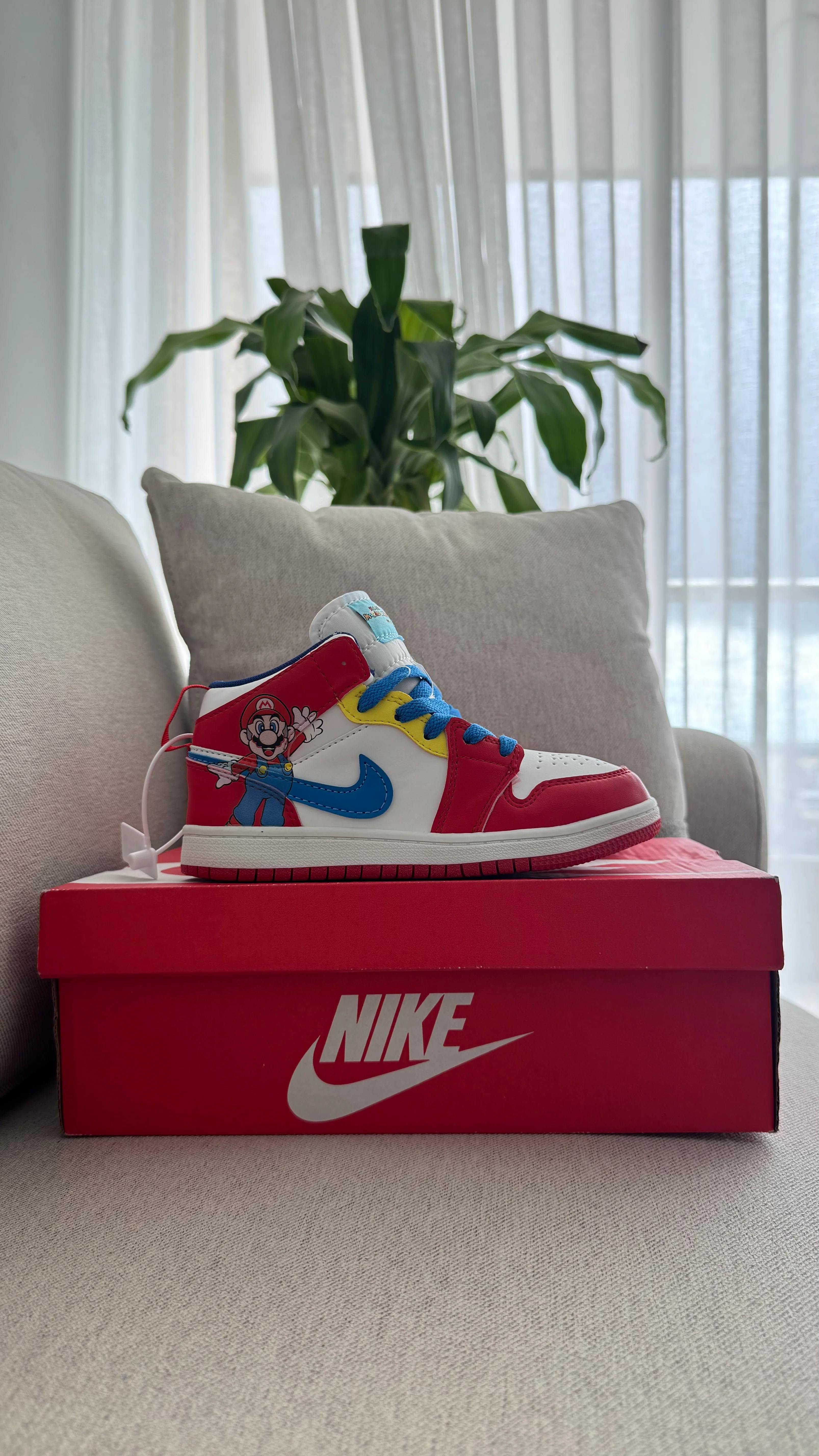 NIKE JORDAN RETRO 1 MARIO BROSS NIÑOS - Image 4