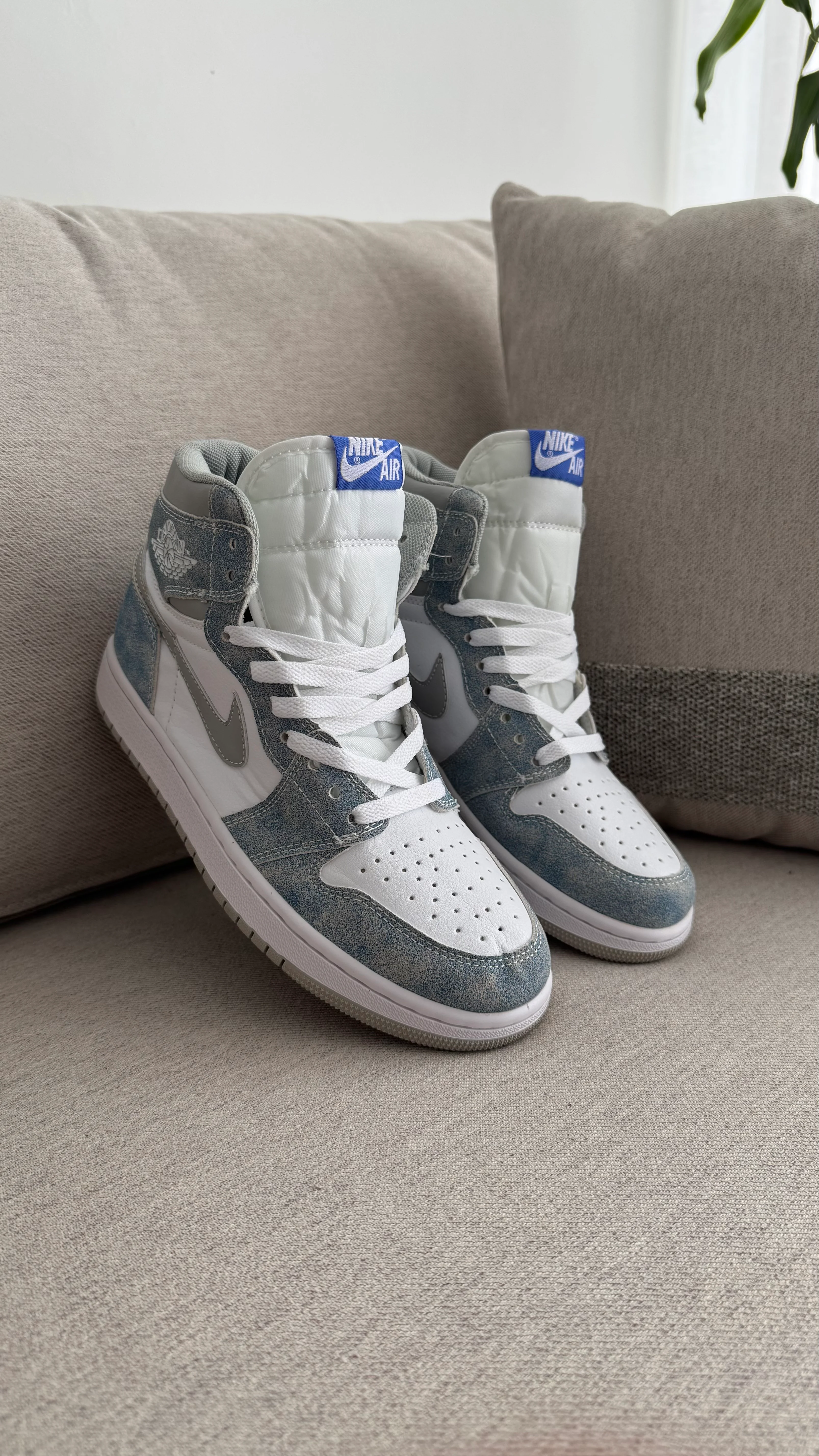 NIKE JORDAN RETRO CIELO BLANCO AZUL CIELO - Image 6