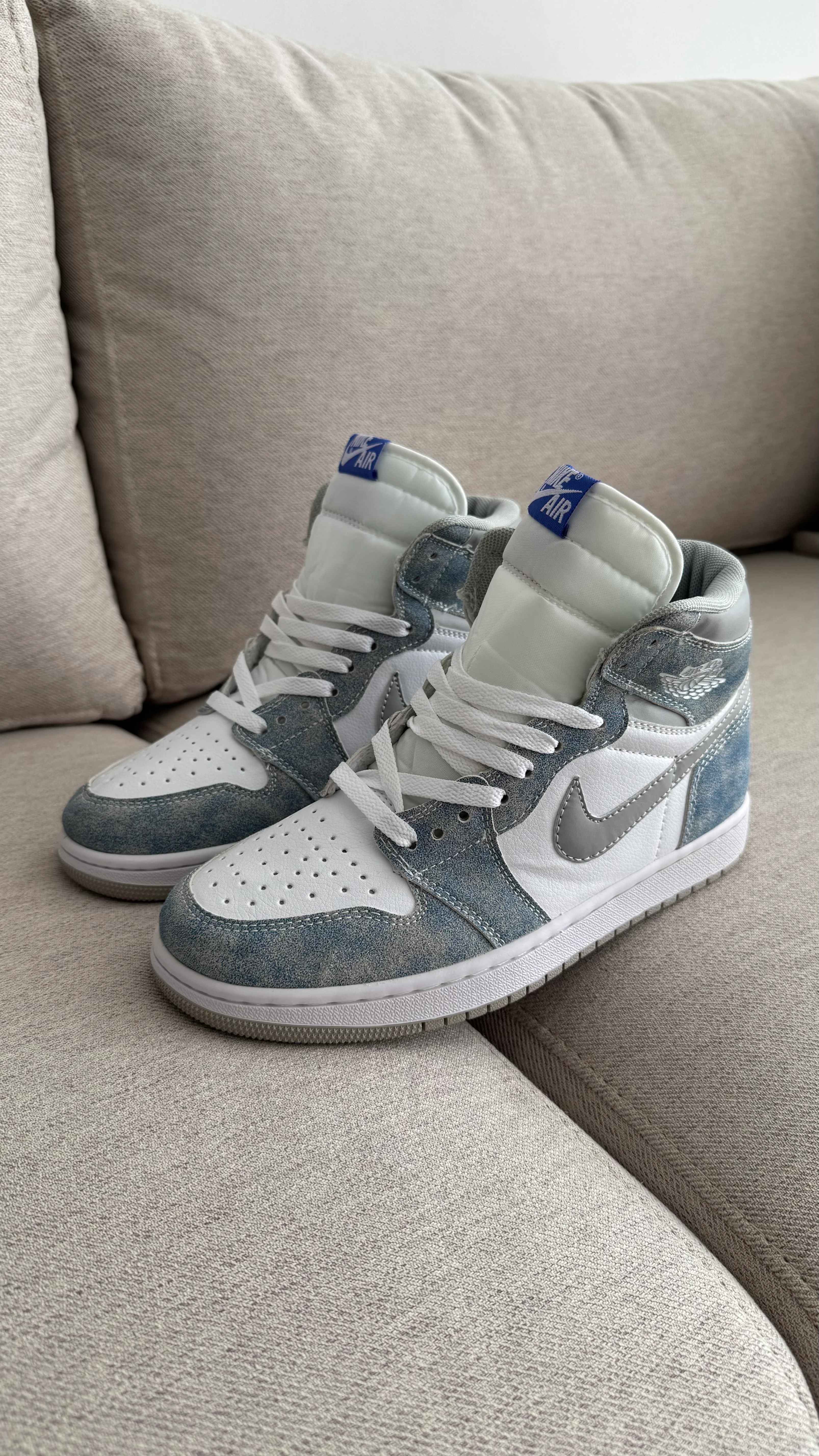 NIKE JORDAN RETRO CIELO BLANCO AZUL CIELO - Image 7