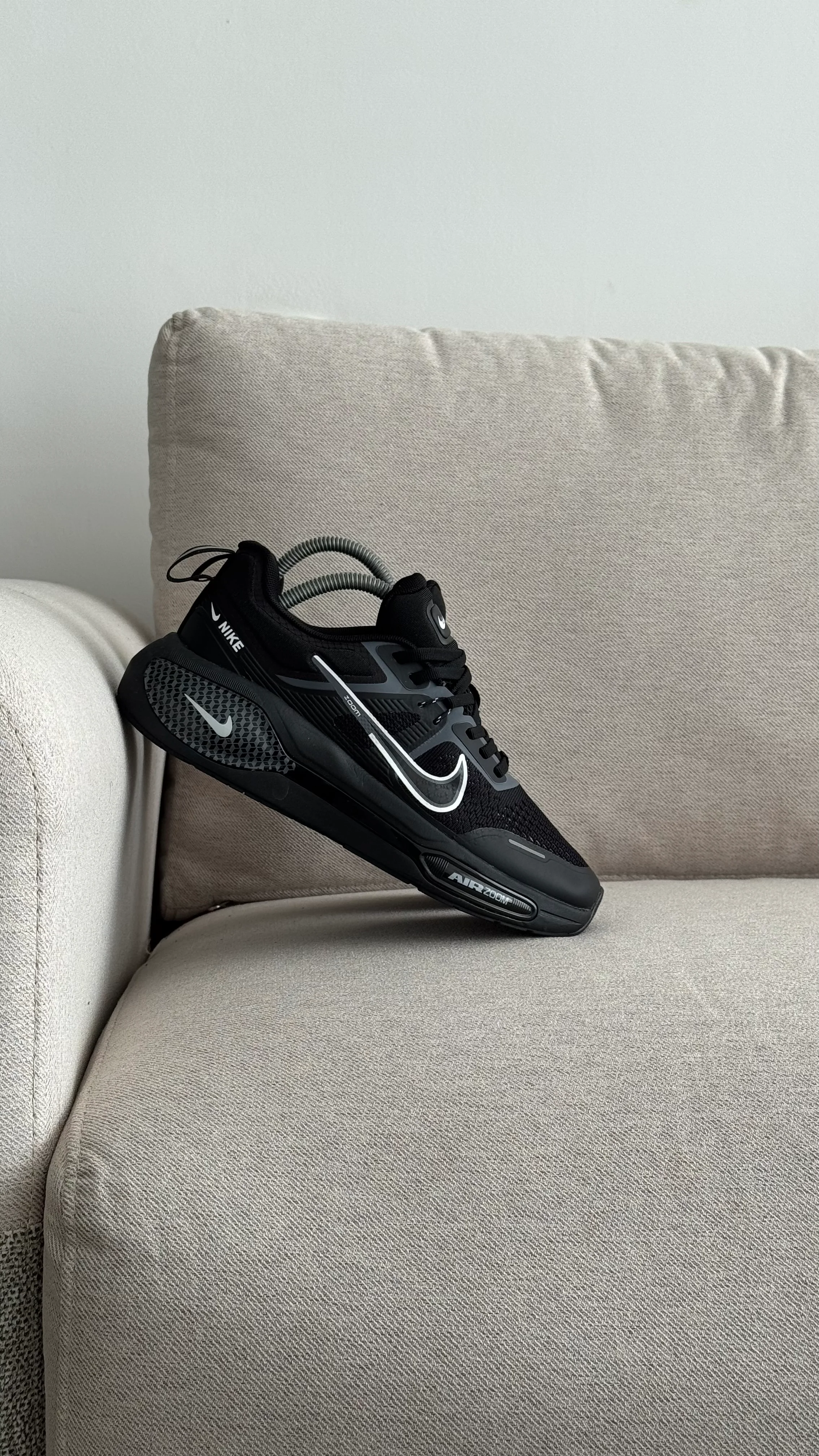 NIKE MAX RUN NEGRO - Image 2