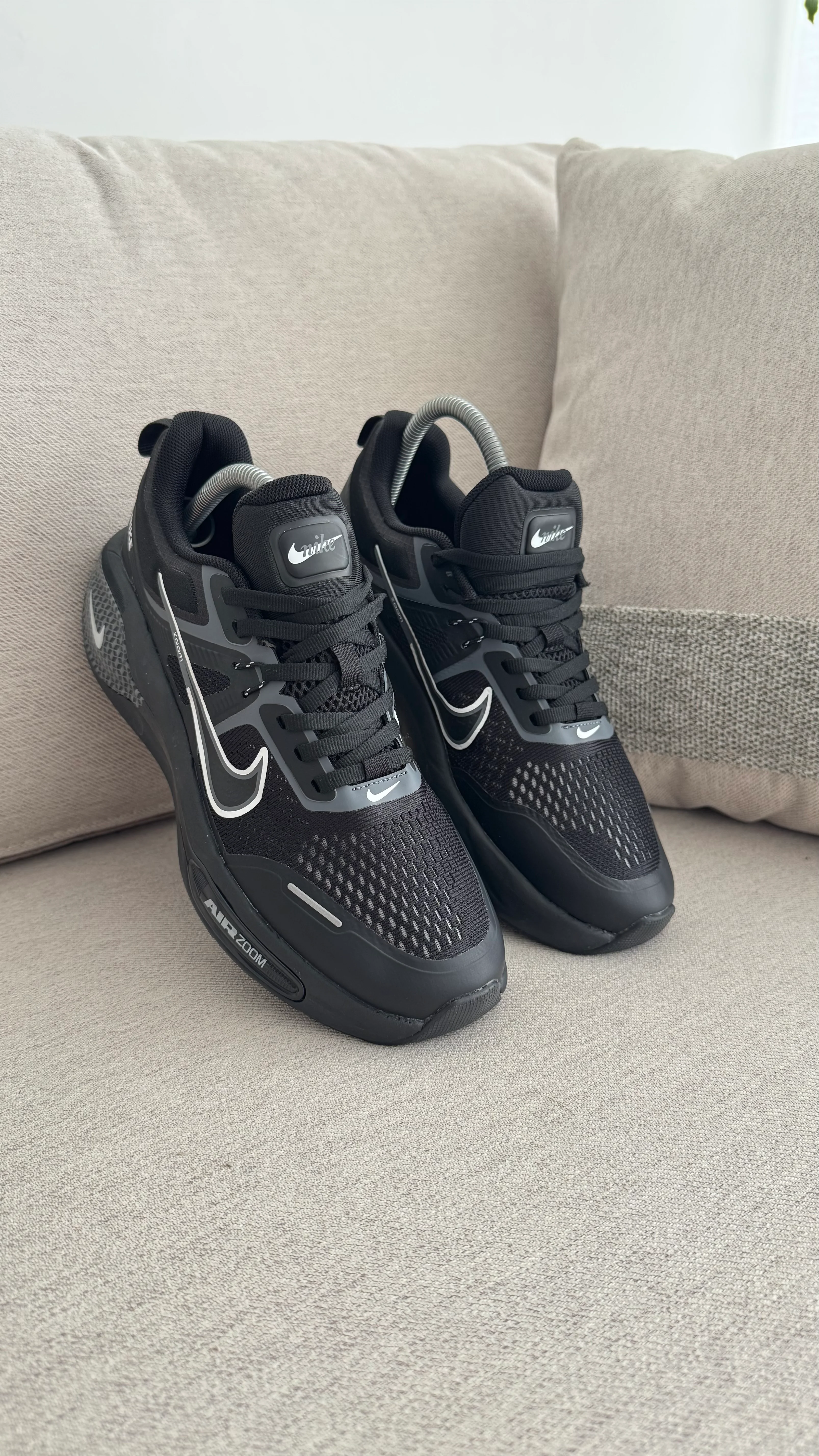 NIKE MAX RUN NEGRO - Image 3