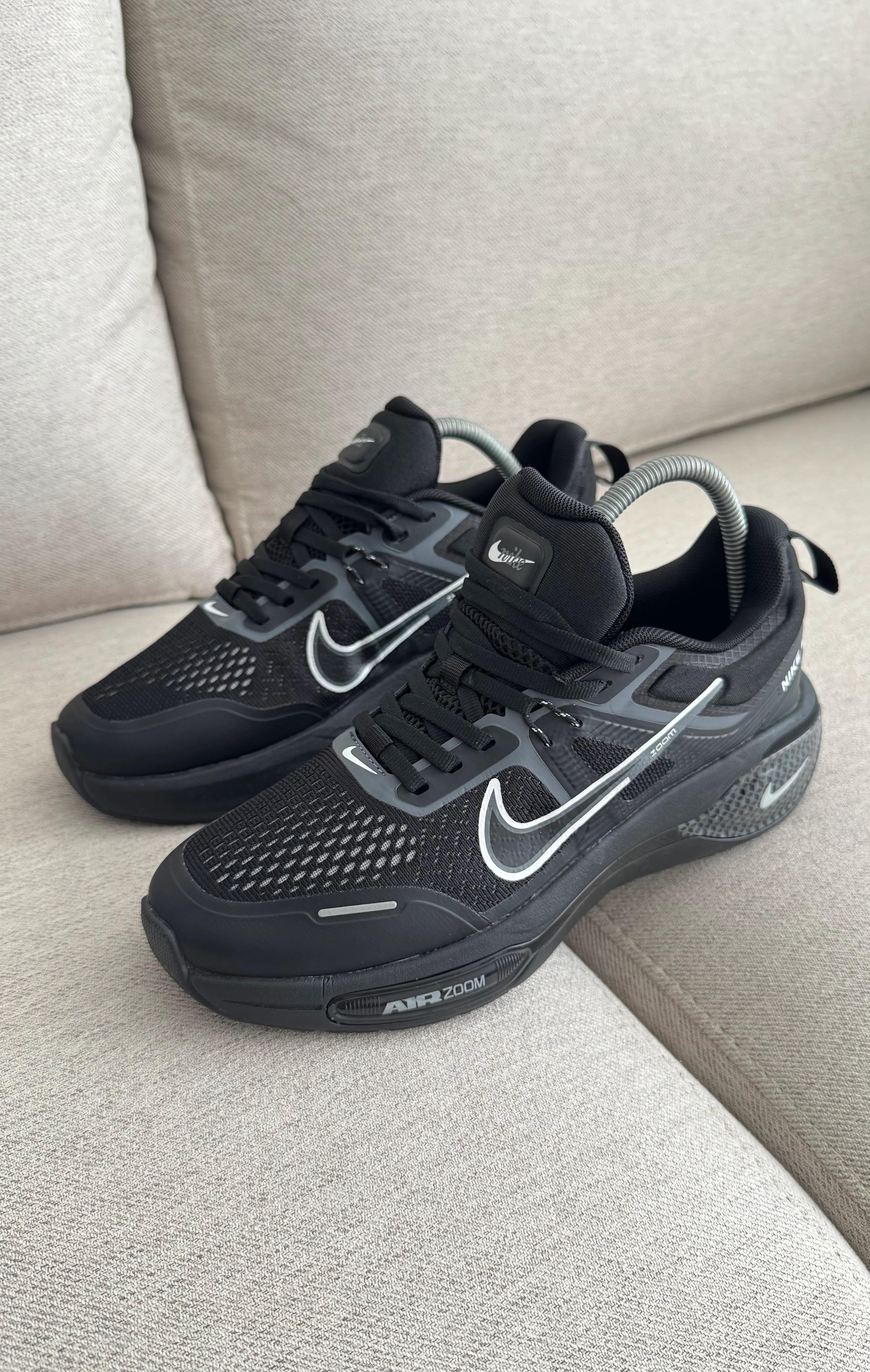NIKE MAX RUN NEGRO - Image 4