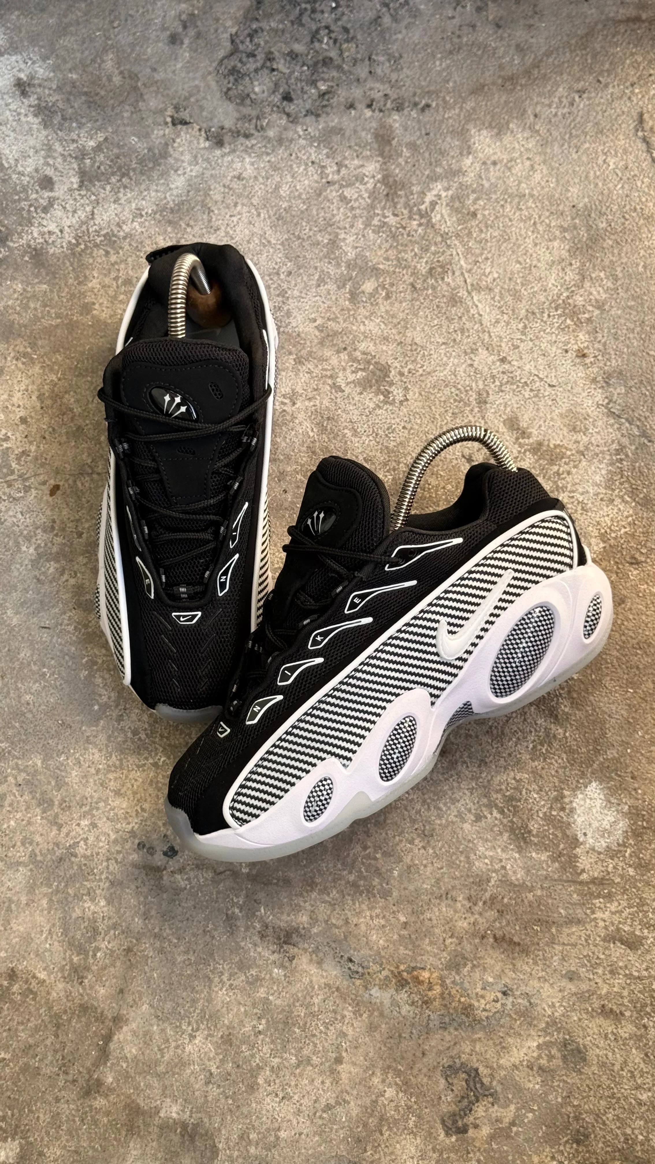 NIKE NOCTA NEGRO BLANCO - Image 3