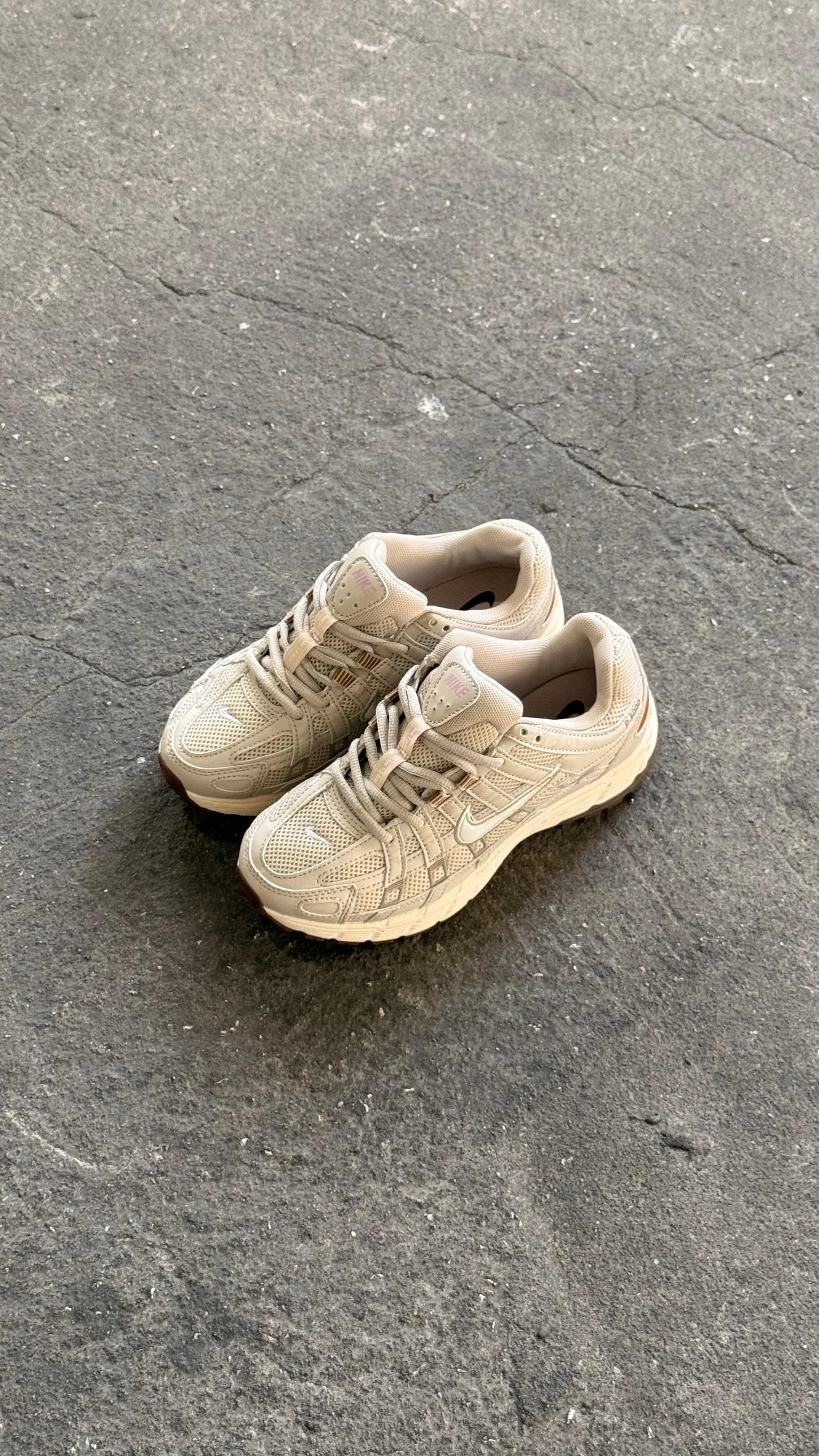 NIKE P6000 BEIGE CAFE - Image 3