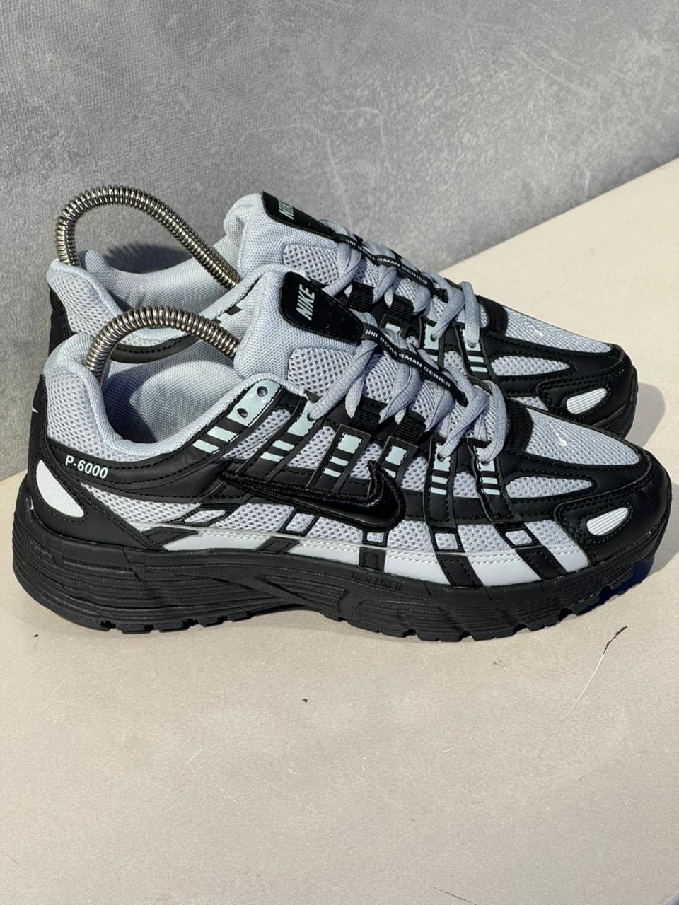 NIKE P6000 NEGRO GRIS - Image 3