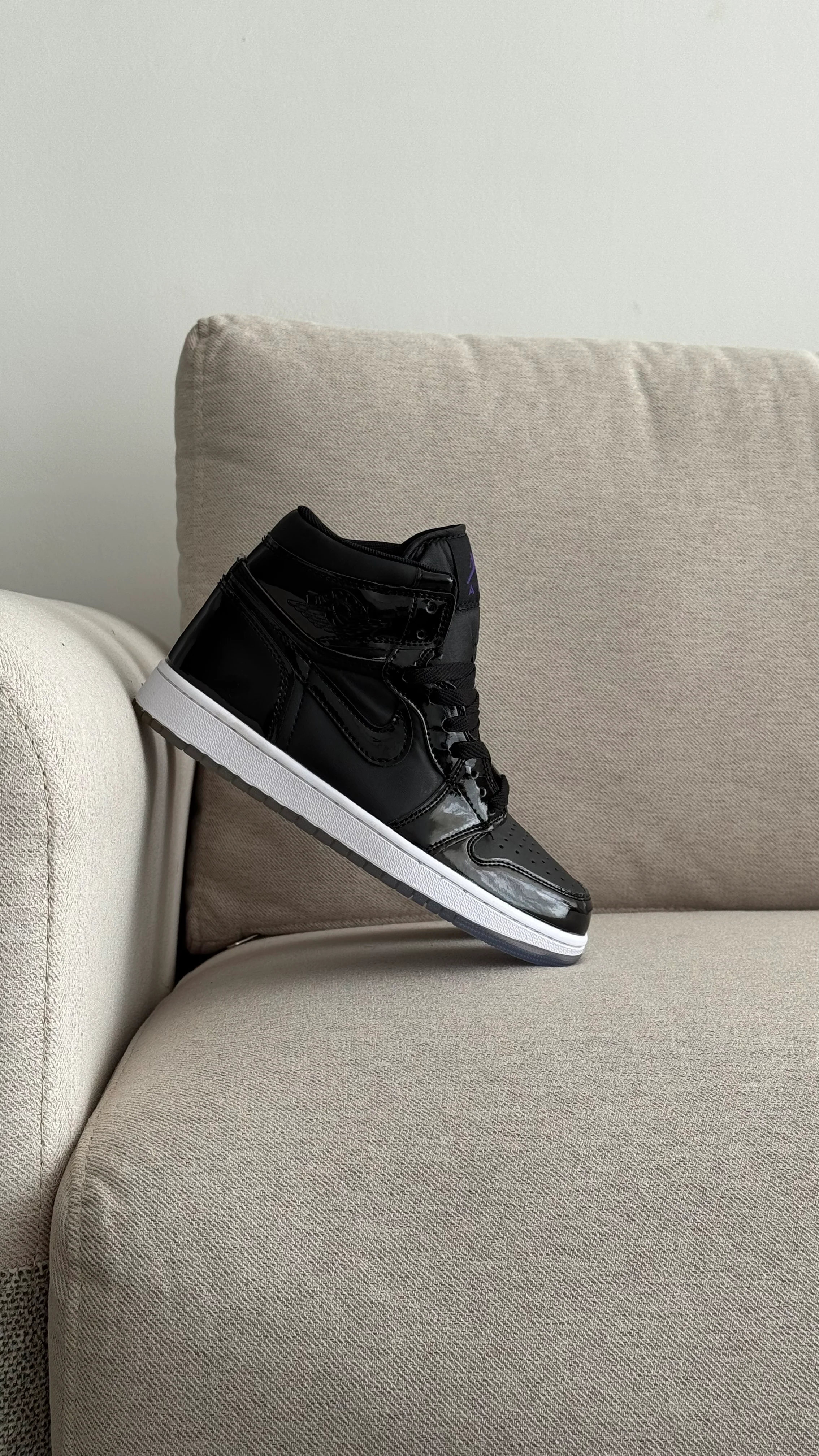 NIKE RETRO 1 BOTA CHAROL NEGRA - Image 5