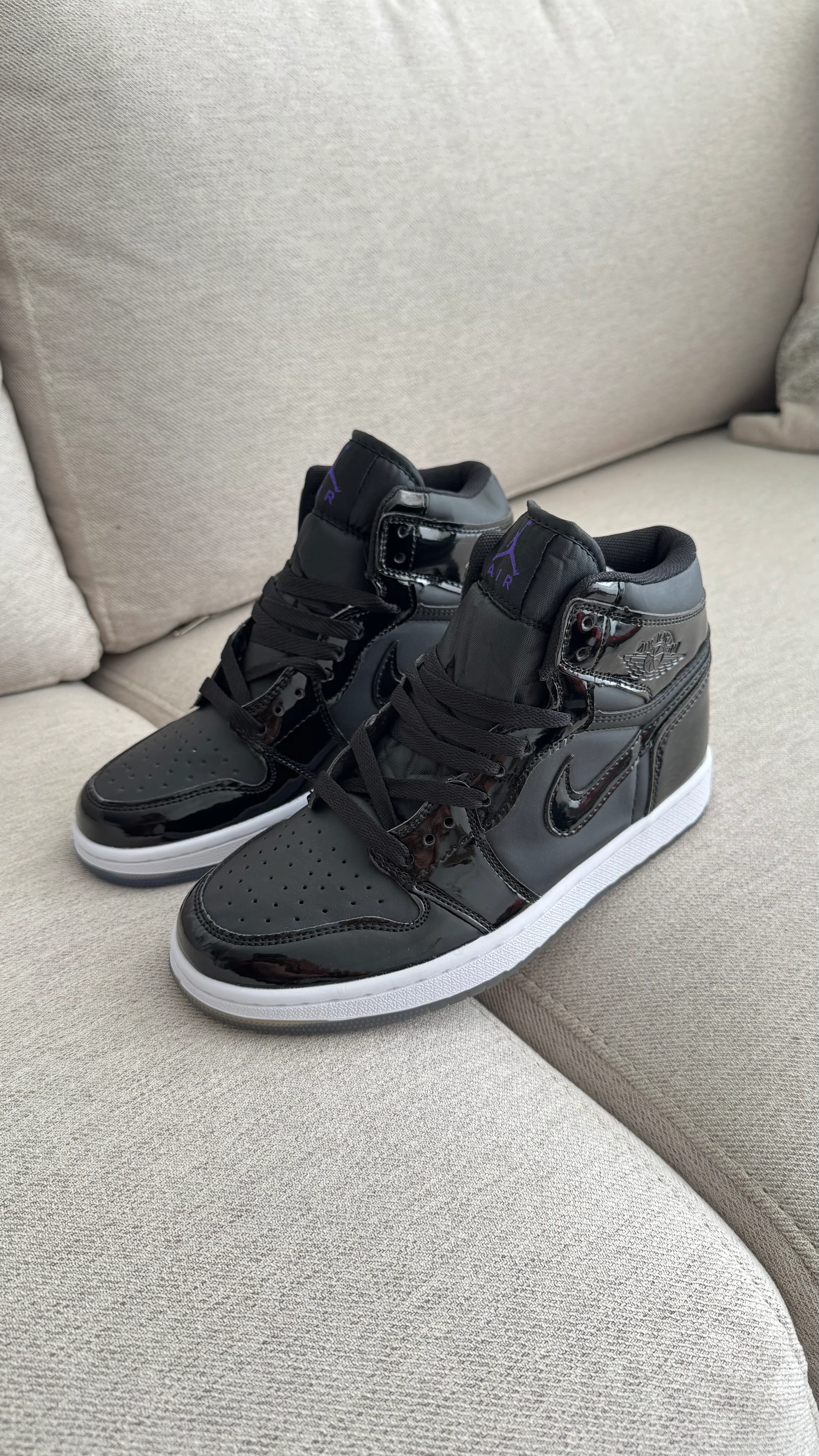 NIKE RETRO 1 BOTA CHAROL NEGRA - Image 7
