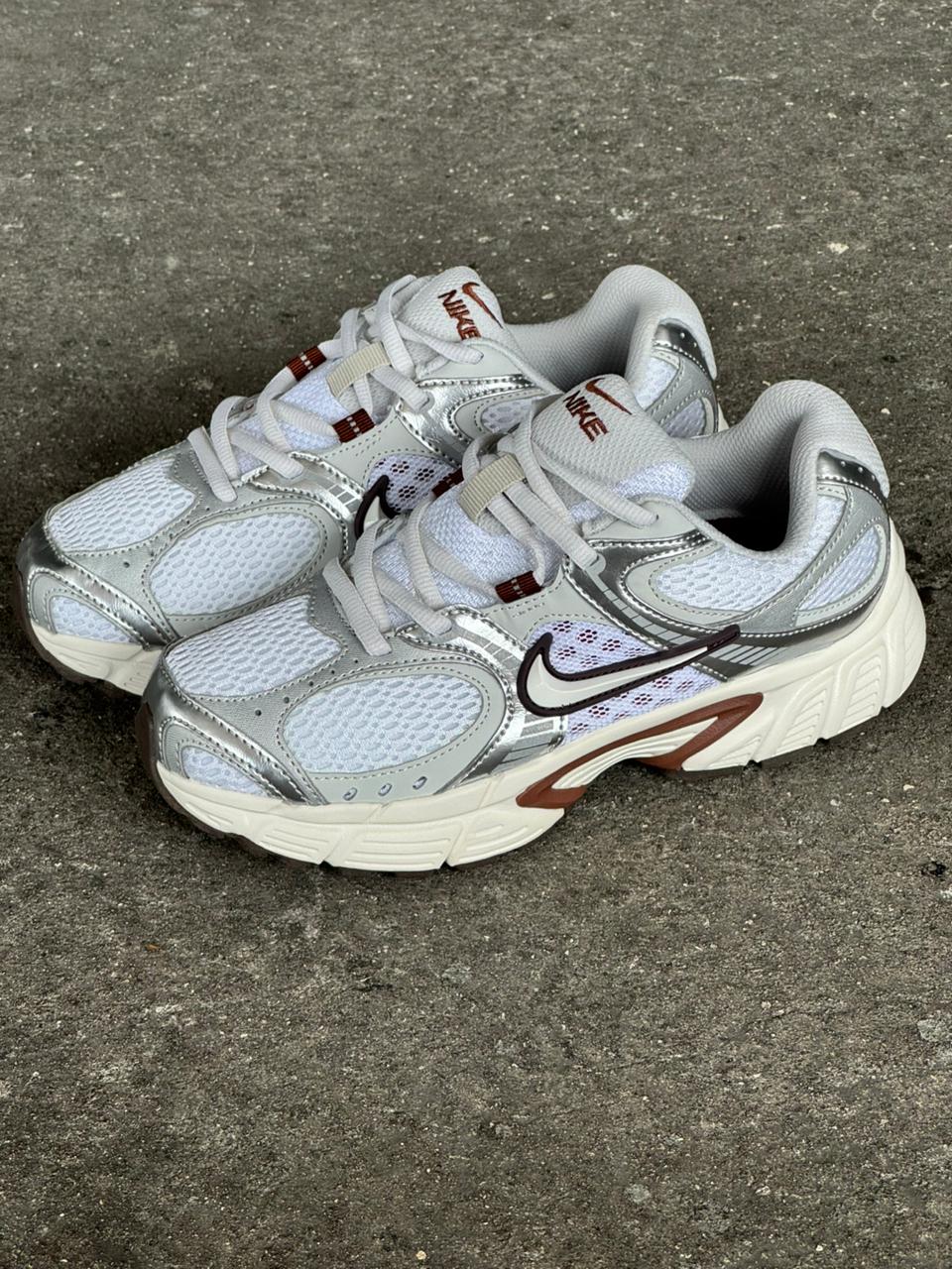 NIKE RNR BLANCO PLATA CAFE - Image 2