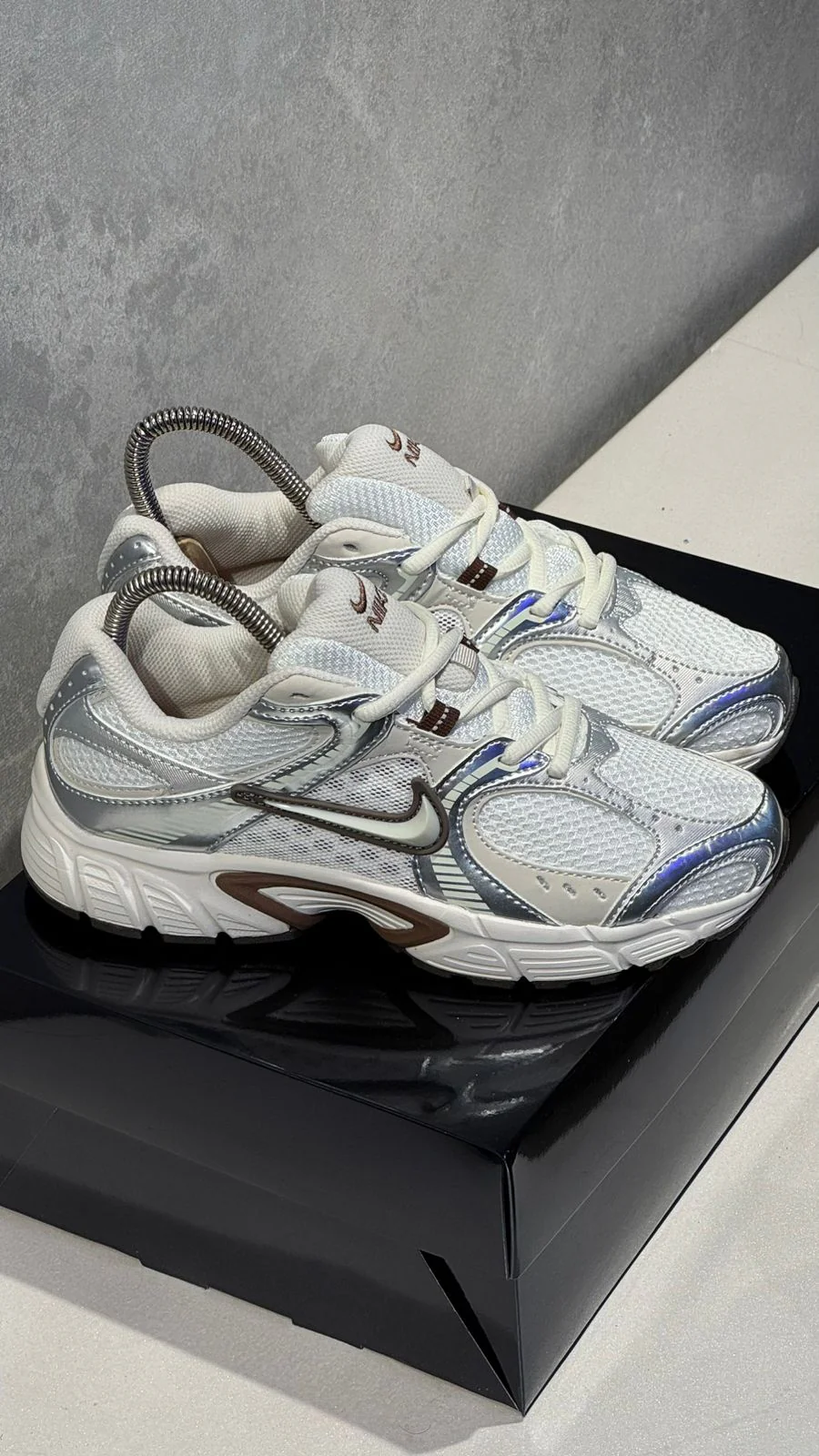 NIKE RNR BLANCO PLATA CAFE - Image 3
