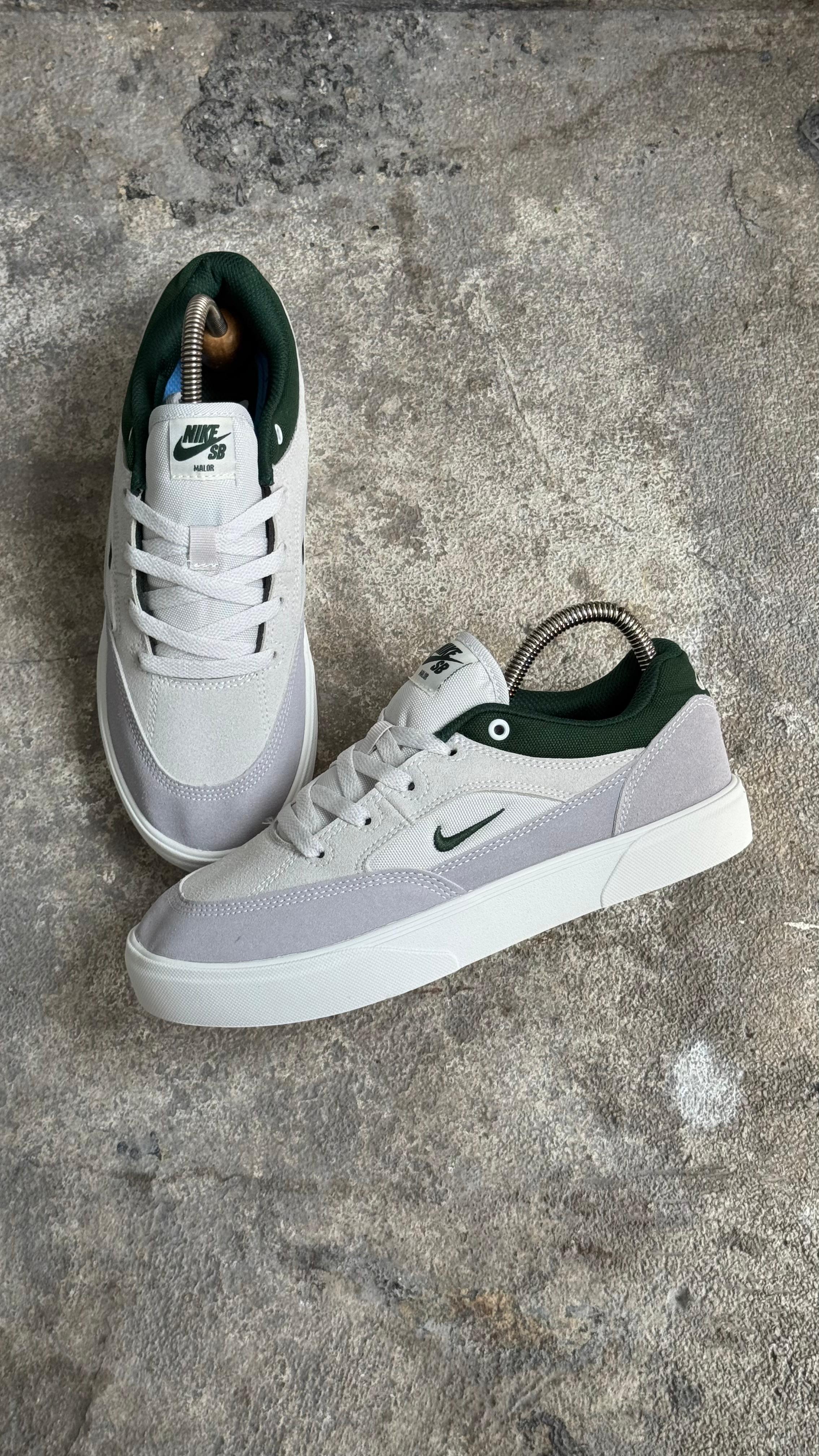 NIKE SB TABLA BLANCO VERDE - Image 3