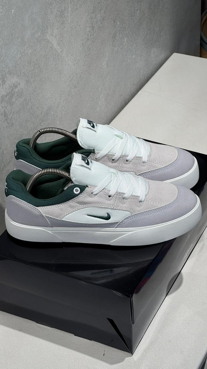 NIKE SB TABLA BLANCO VERDE - Image 4