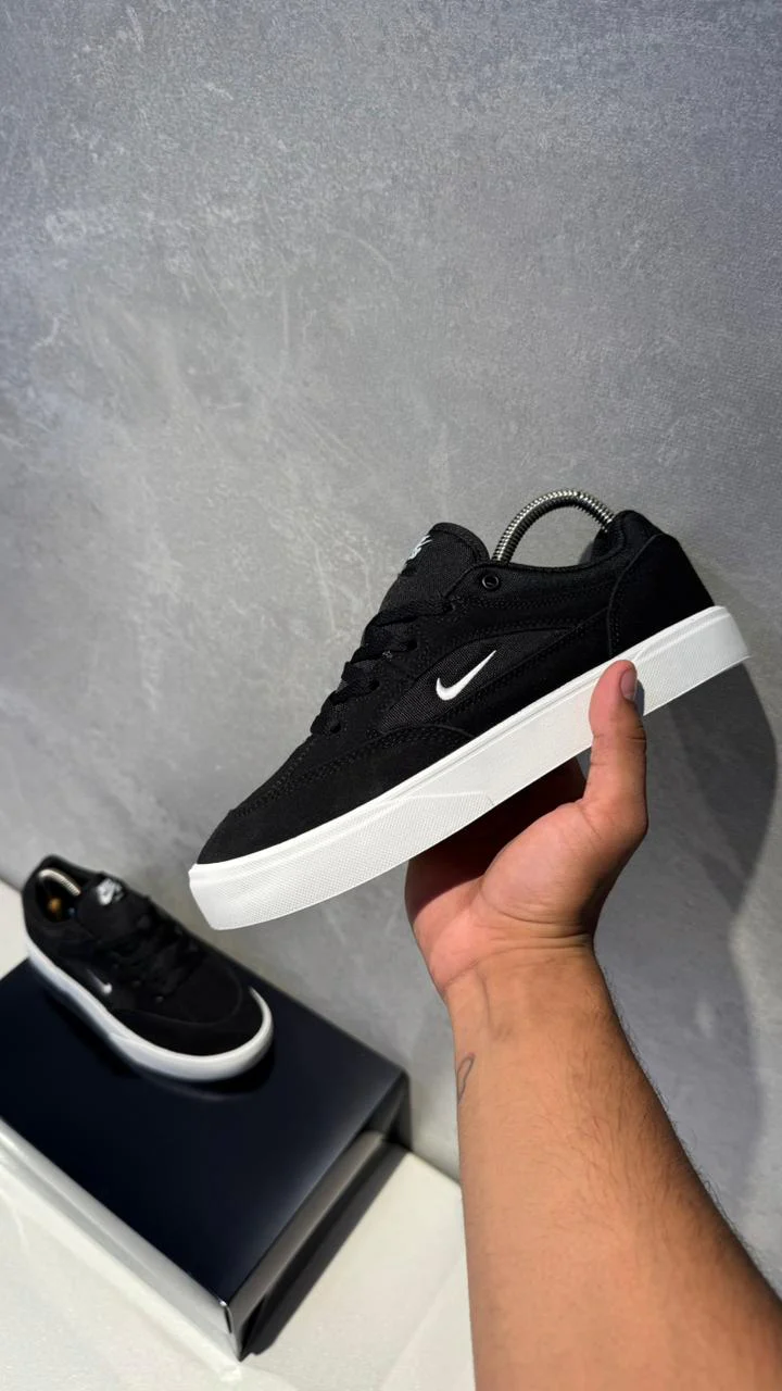 NIKE SB TABLA NEGRO BLANCO - Image 6