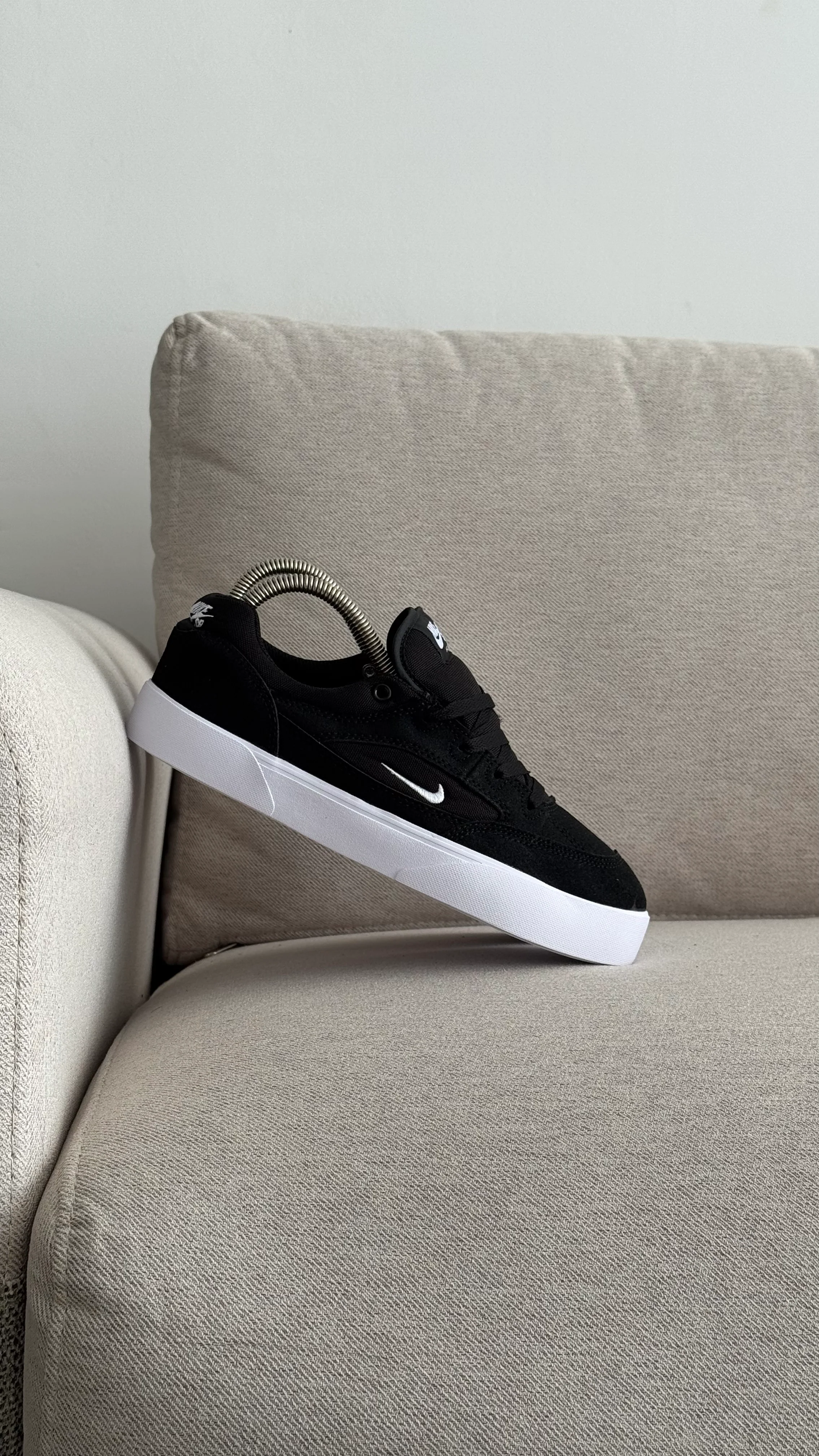 NIKE SB TABLA NEGRO BLANCO - Image 8