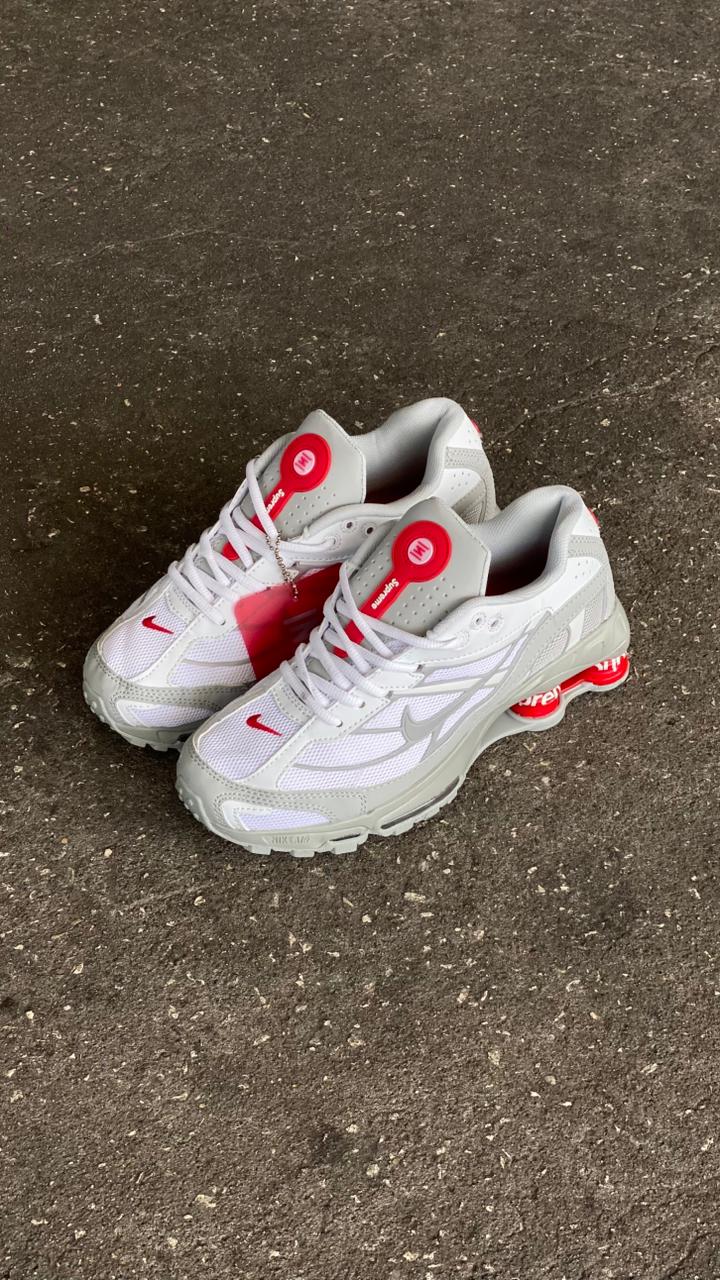 NIKE SHOX SUPREME BLANCO GRIS - Image 5