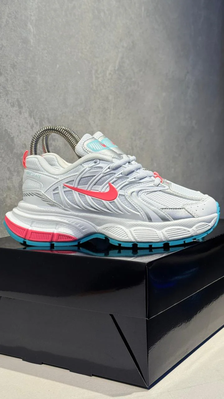 NIKE SKATE BLANCO ROSA PROMO - Image 2