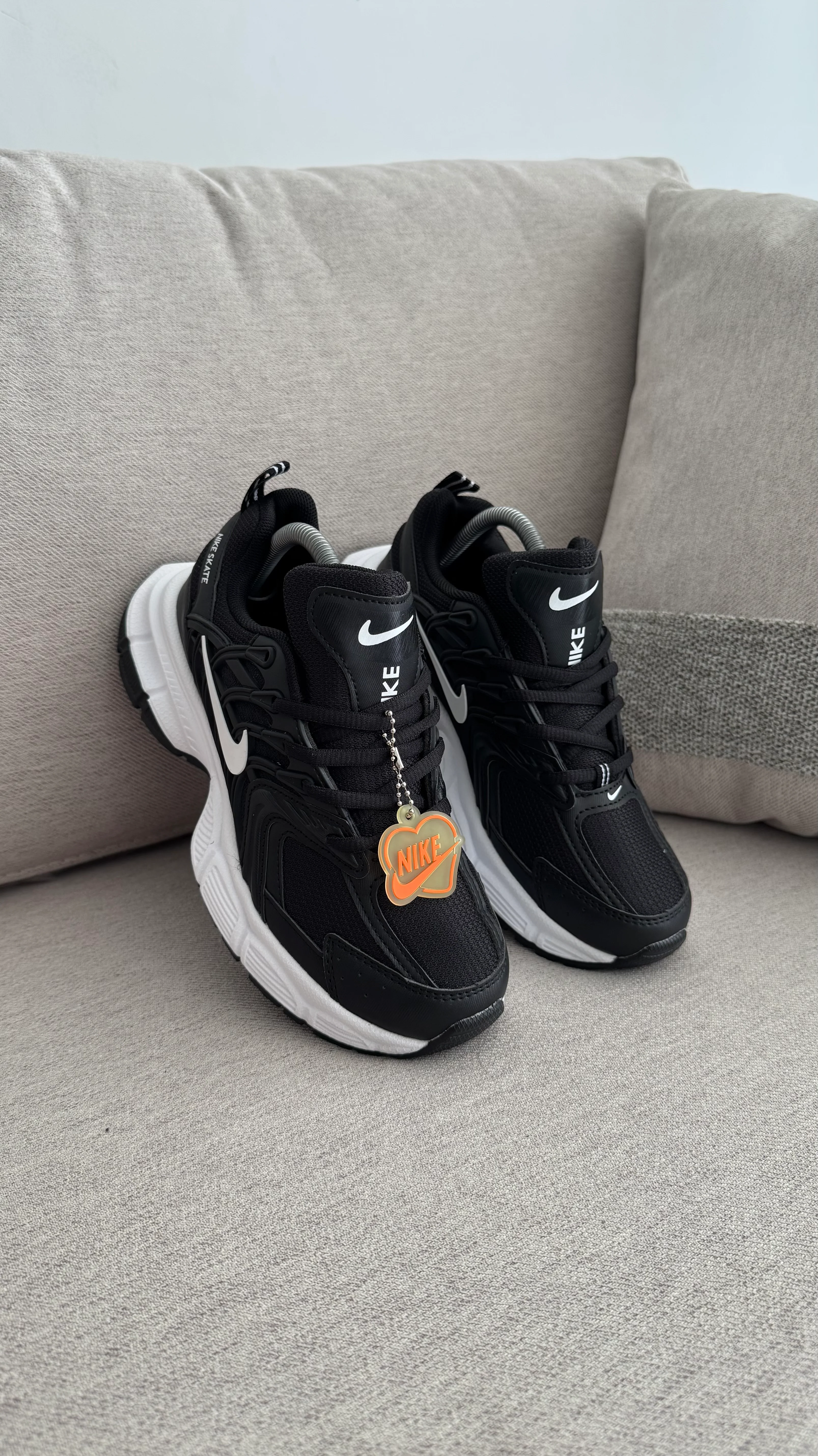 NIKE SKATE NEGRO BLANCO PROMO - Image 7