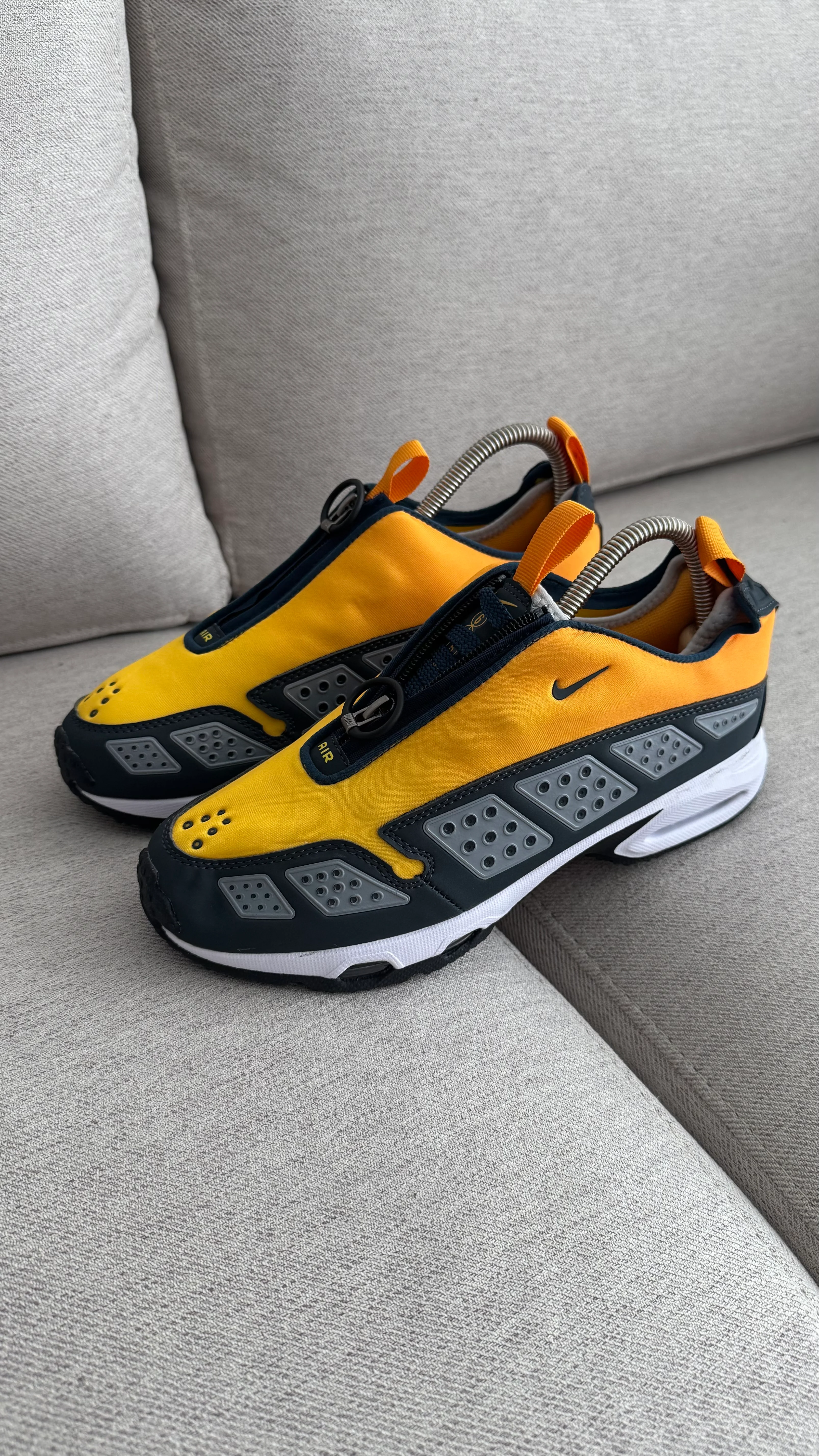 NIKE SUNDER NARANJA NEGRO - Image 10