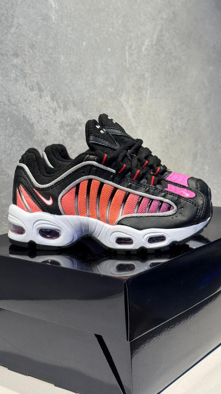 NIKE  TAIWILIND NEGRO COLOR NIÑOS - Image 5