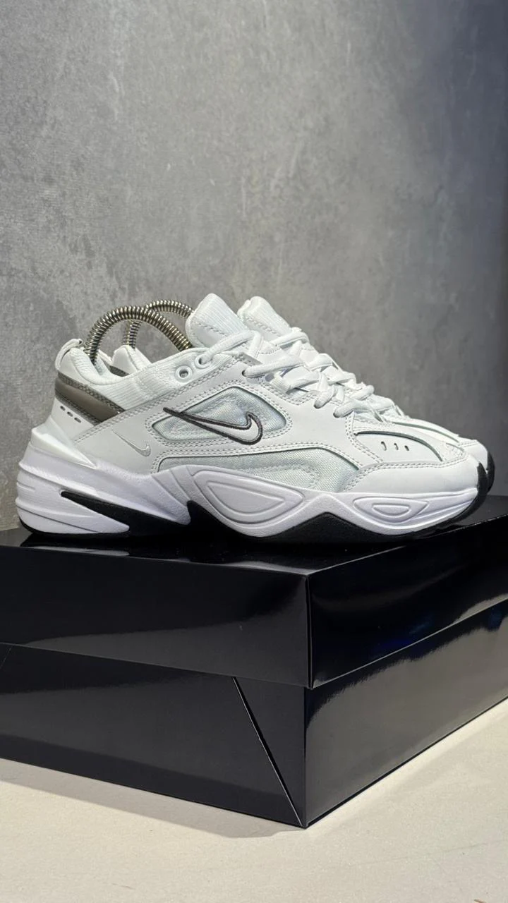 NIKE TECNO BLANCO - Image 5