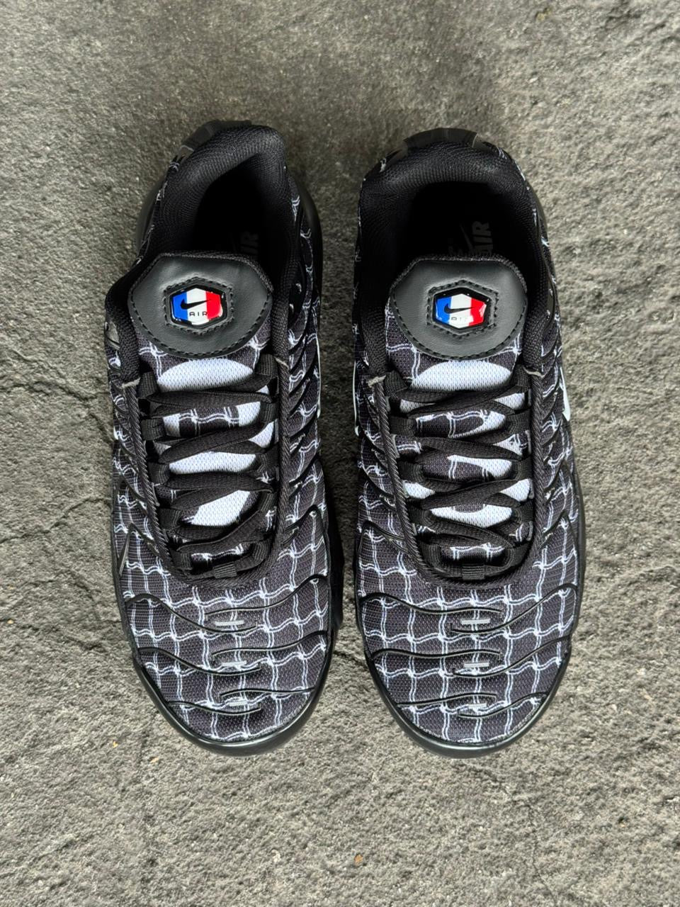 NIKE TN AJEDREZ NEGRO - Image 2