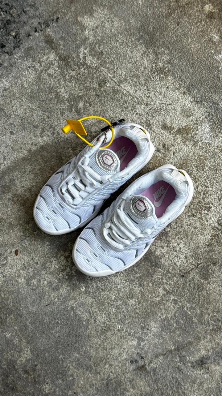 NIKE TN BLANCO ROSA NIÑA - Image 2