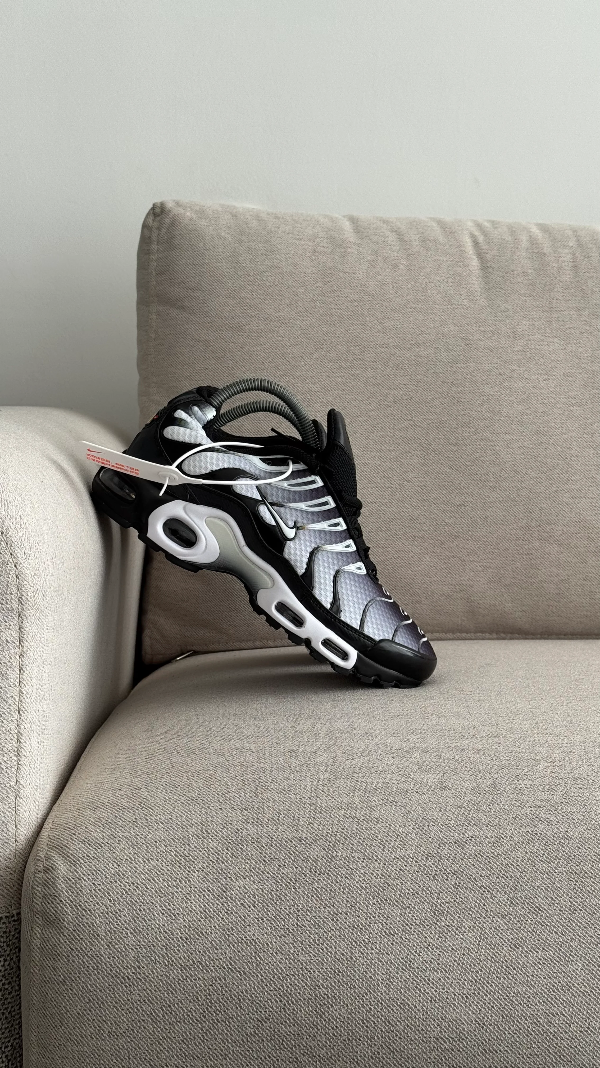 NIKE TN DIFUMINADO NEGRO BLANCO - Image 8