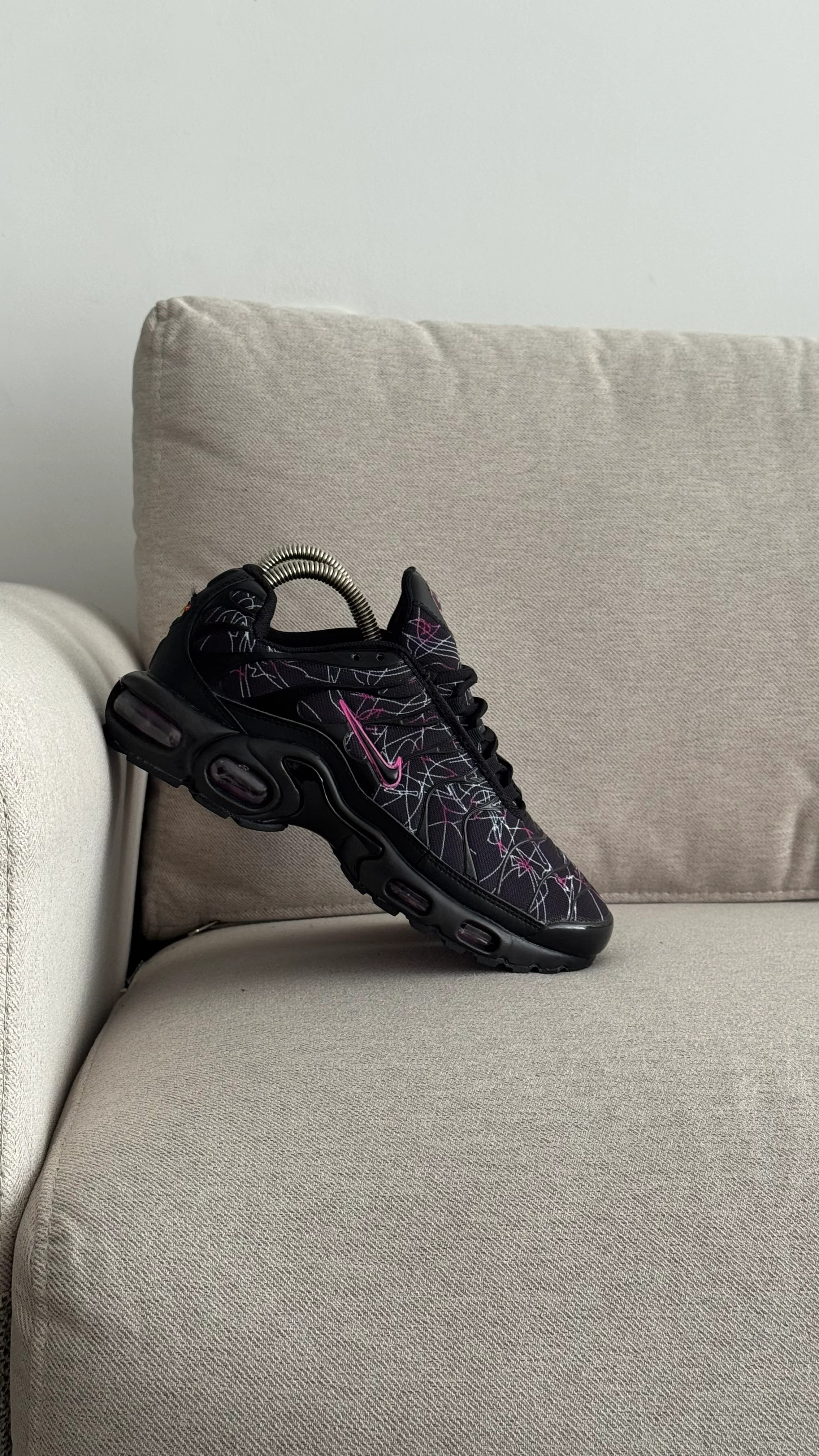 NIKE TN ELECTRICO NEGRO FUCSIA PROMO - Image 6