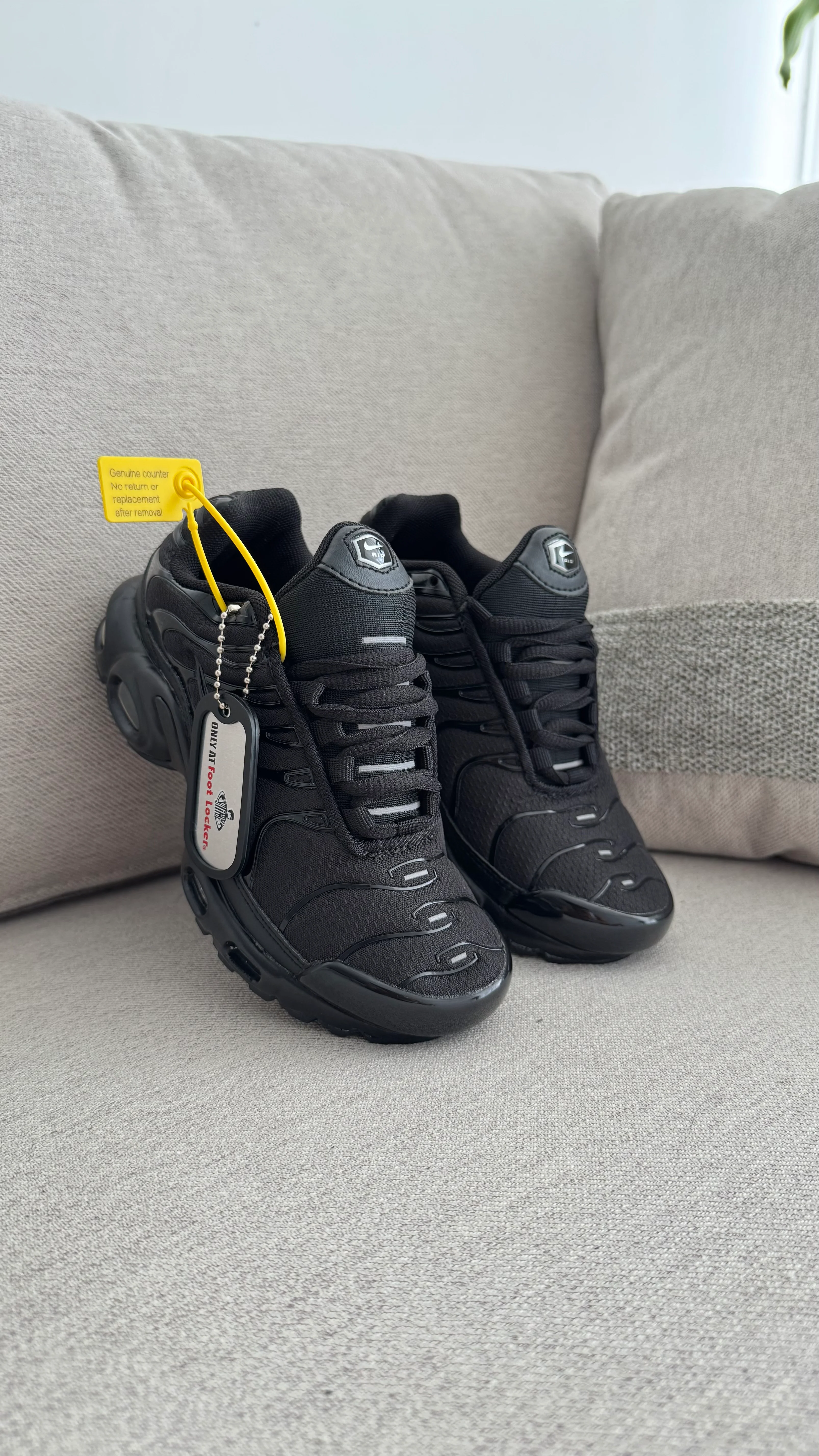NIKE TN NEGRO NIÑO - Image 3